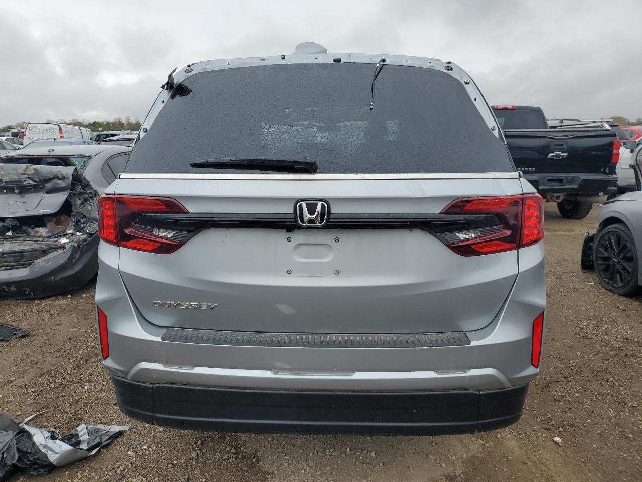 2025 Honda Odyssey Exl Silver vin: 5FNRL6H65SB018122