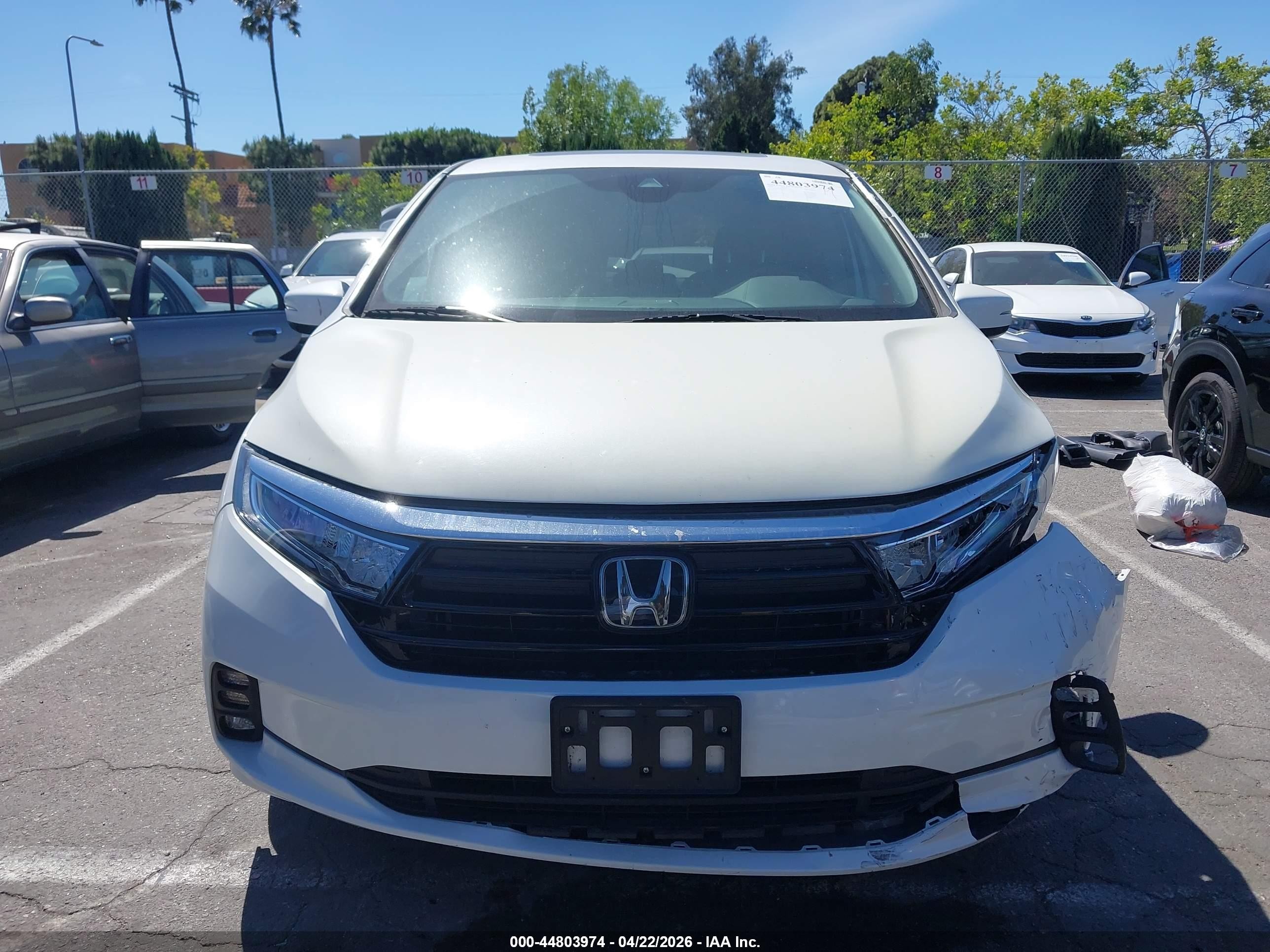 2024 Honda Odyssey Ex-l White vin: 5FNRL6H66RB051558