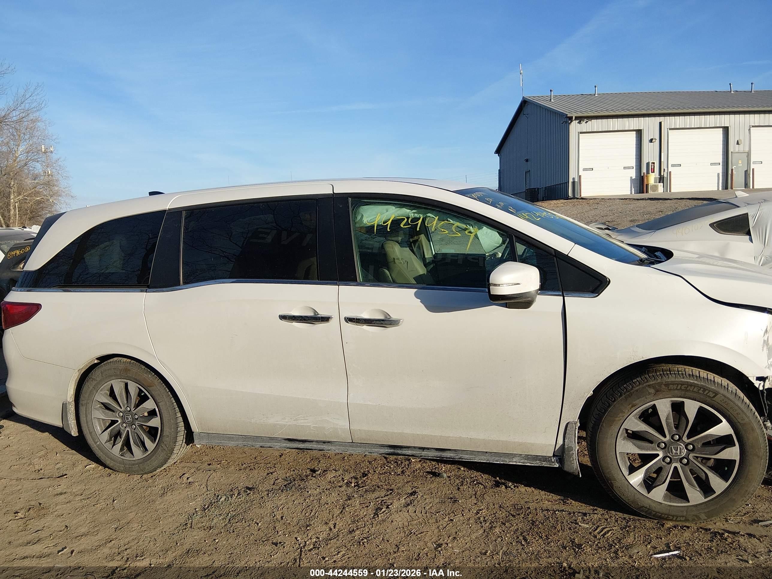 2023 Honda Odyssey Ex-l White vin: 5FNRL6H67PB003581