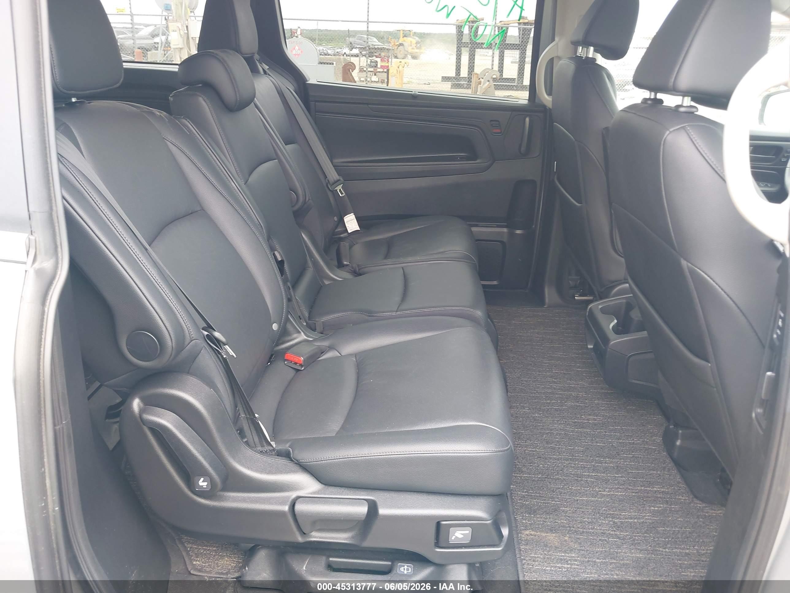 2025 Honda Odyssey Ex-l Серебряный vin: 5FNRL6H68SB056699