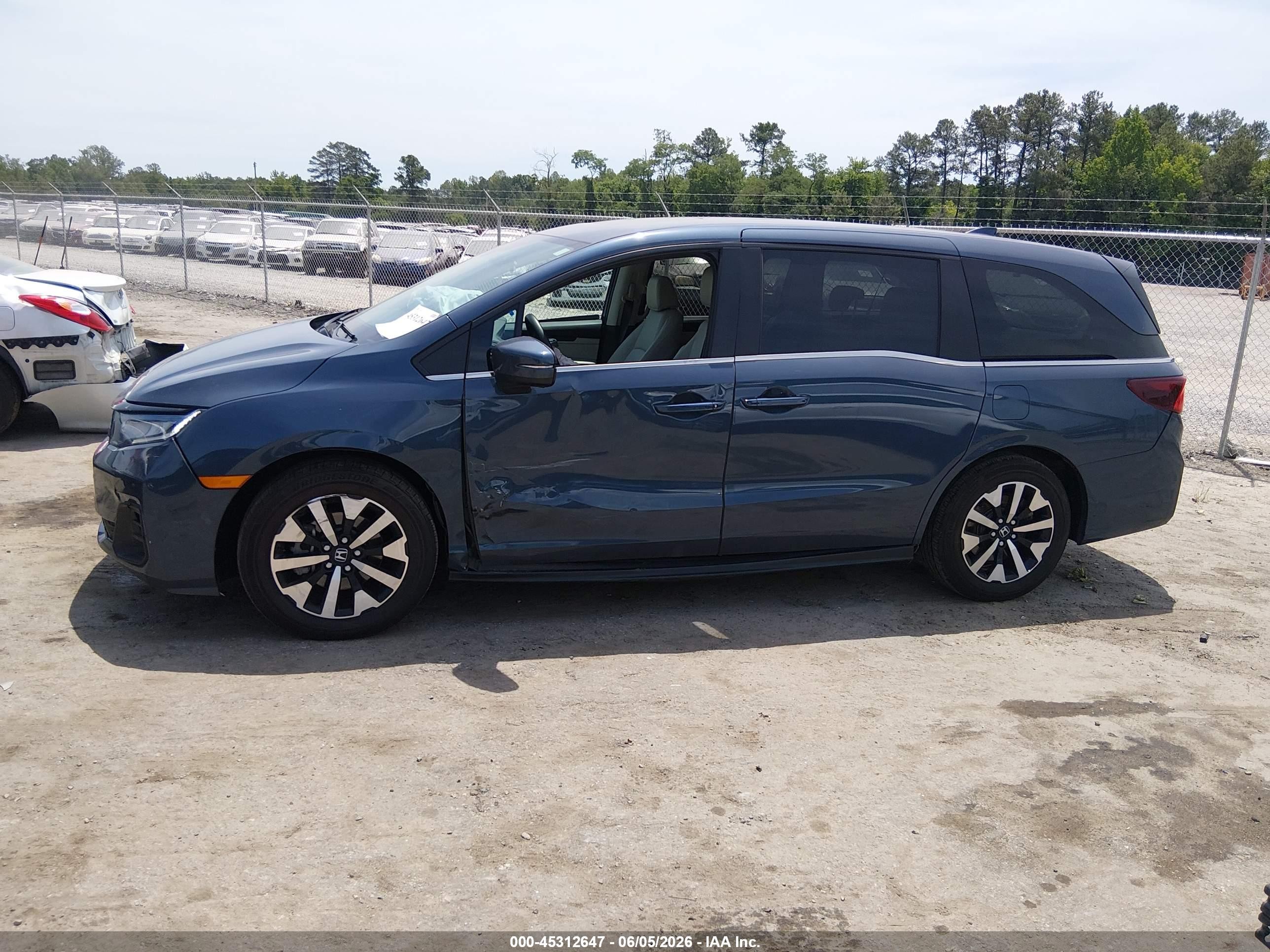2025 Honda Odyssey Ex-l Gray vin: 5FNRL6H69SB062737