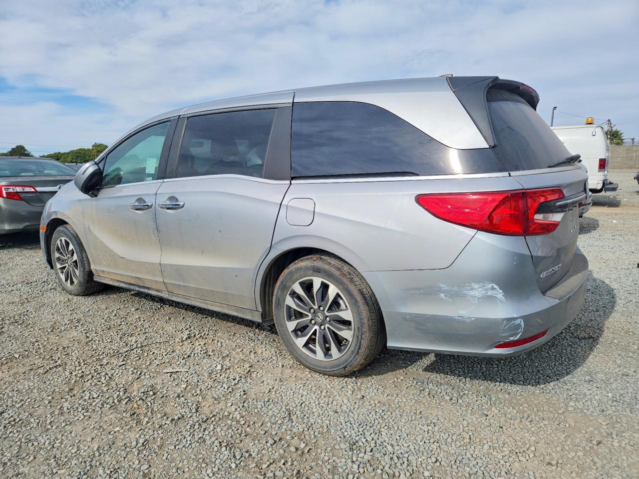 2023 Honda Odyssey Exl Silver vin: 5FNRL6H6XPB032993