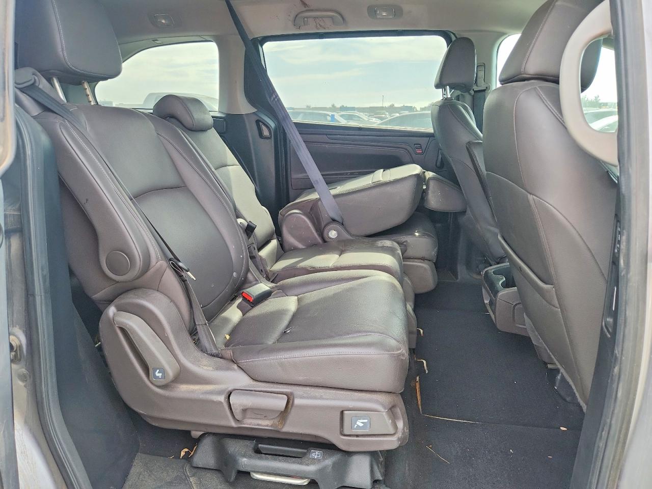 2023 Honda Odyssey Exl Silver vin: 5FNRL6H6XPB032993