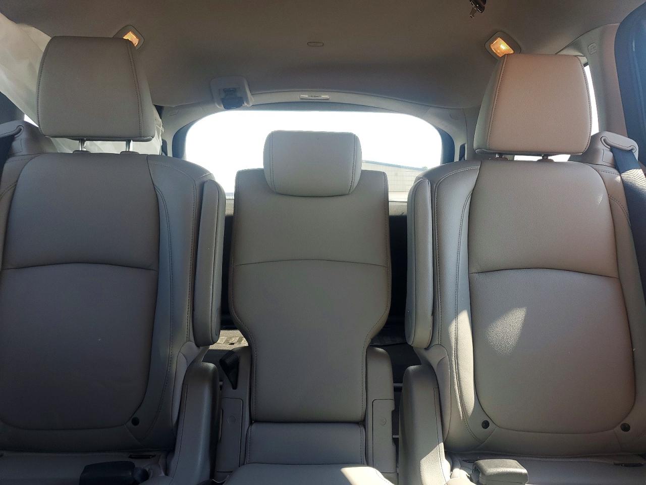 2018 Honda Odyssey Exl Gray vin: 5FNRL6H70JB092524