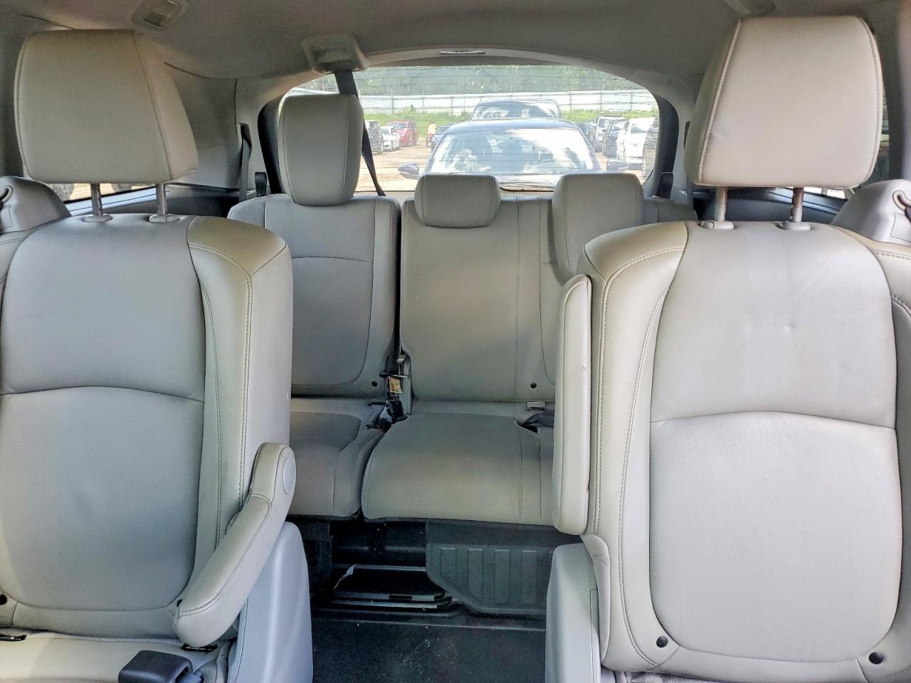 2019 Honda Odyssey Exl Silver vin: 5FNRL6H70KB128987