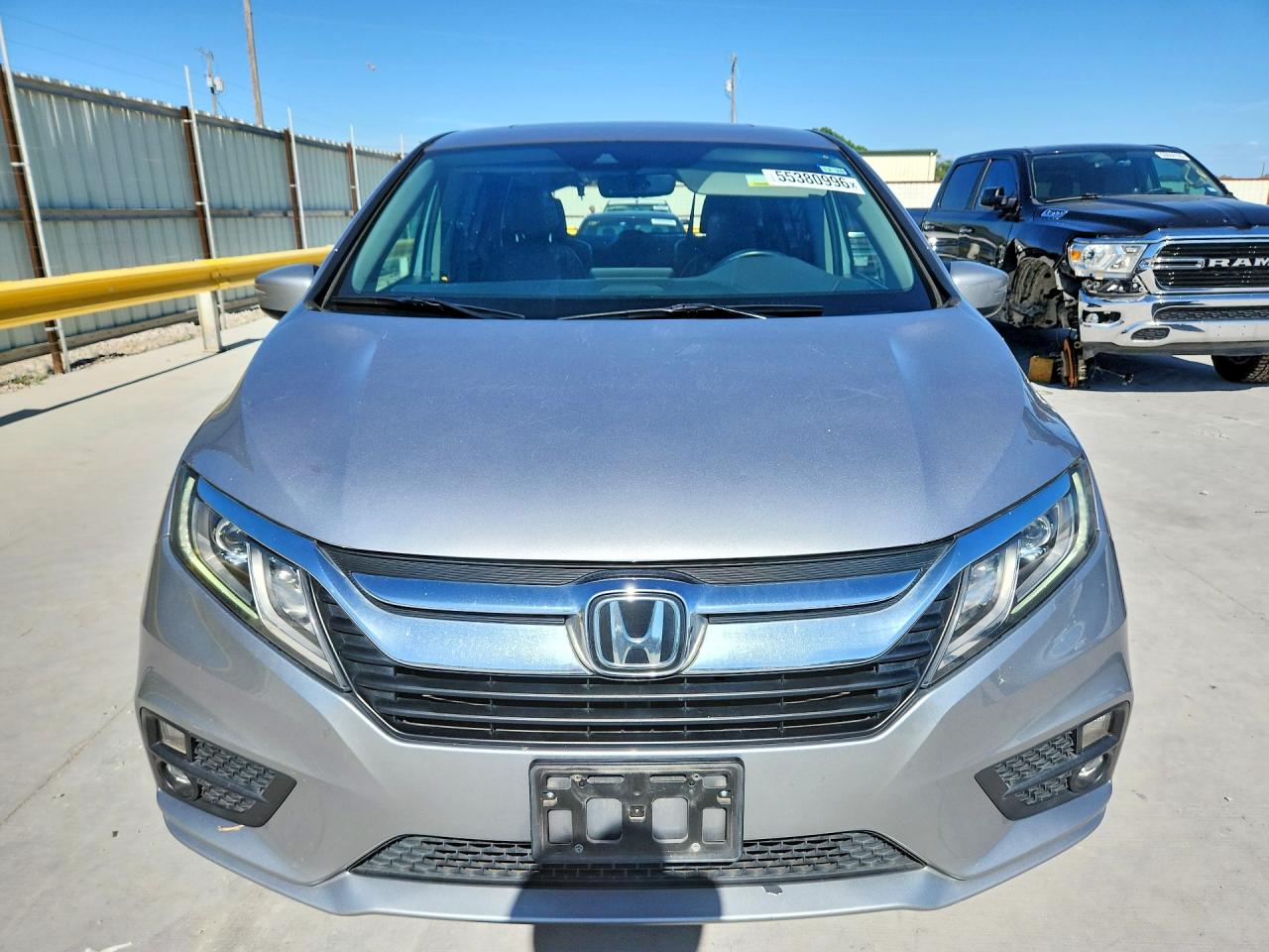 2020 Honda Odyssey Exl Silver vin: 5FNRL6H70LB059865