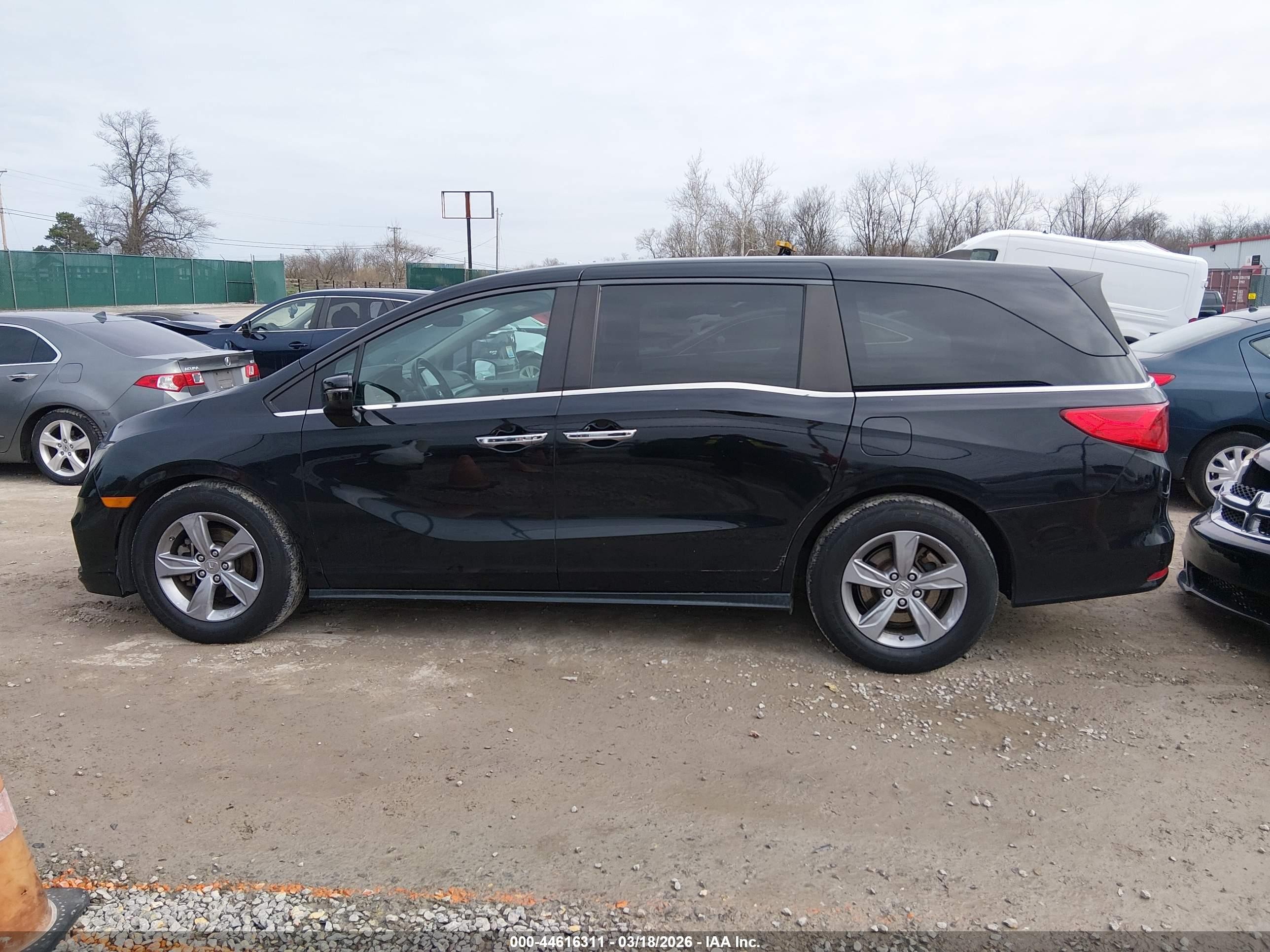 2018 Honda Odyssey Ex-l Black vin: 5FNRL6H71JB032218
