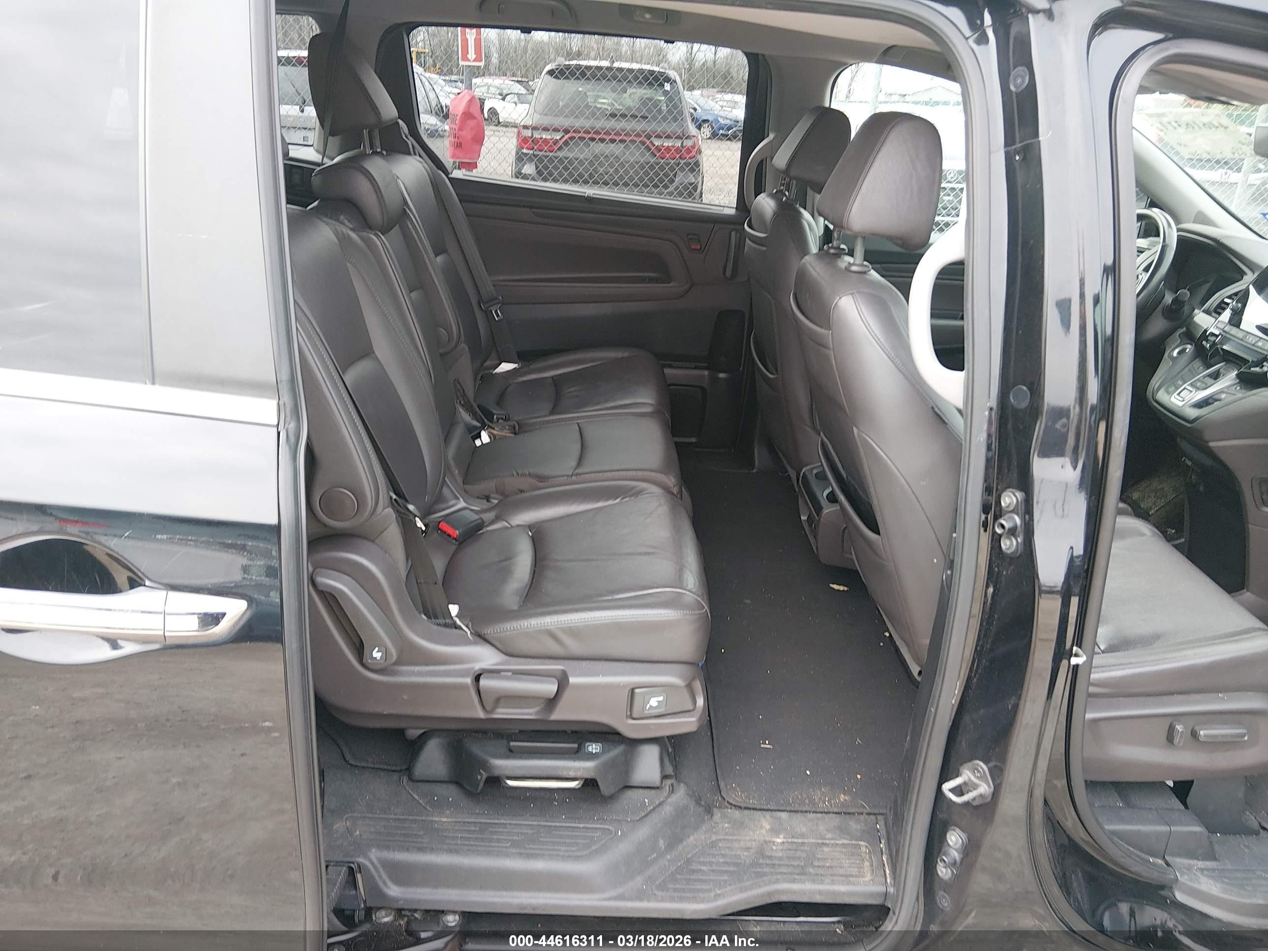 2018 Honda Odyssey Ex-l Black vin: 5FNRL6H71JB032218