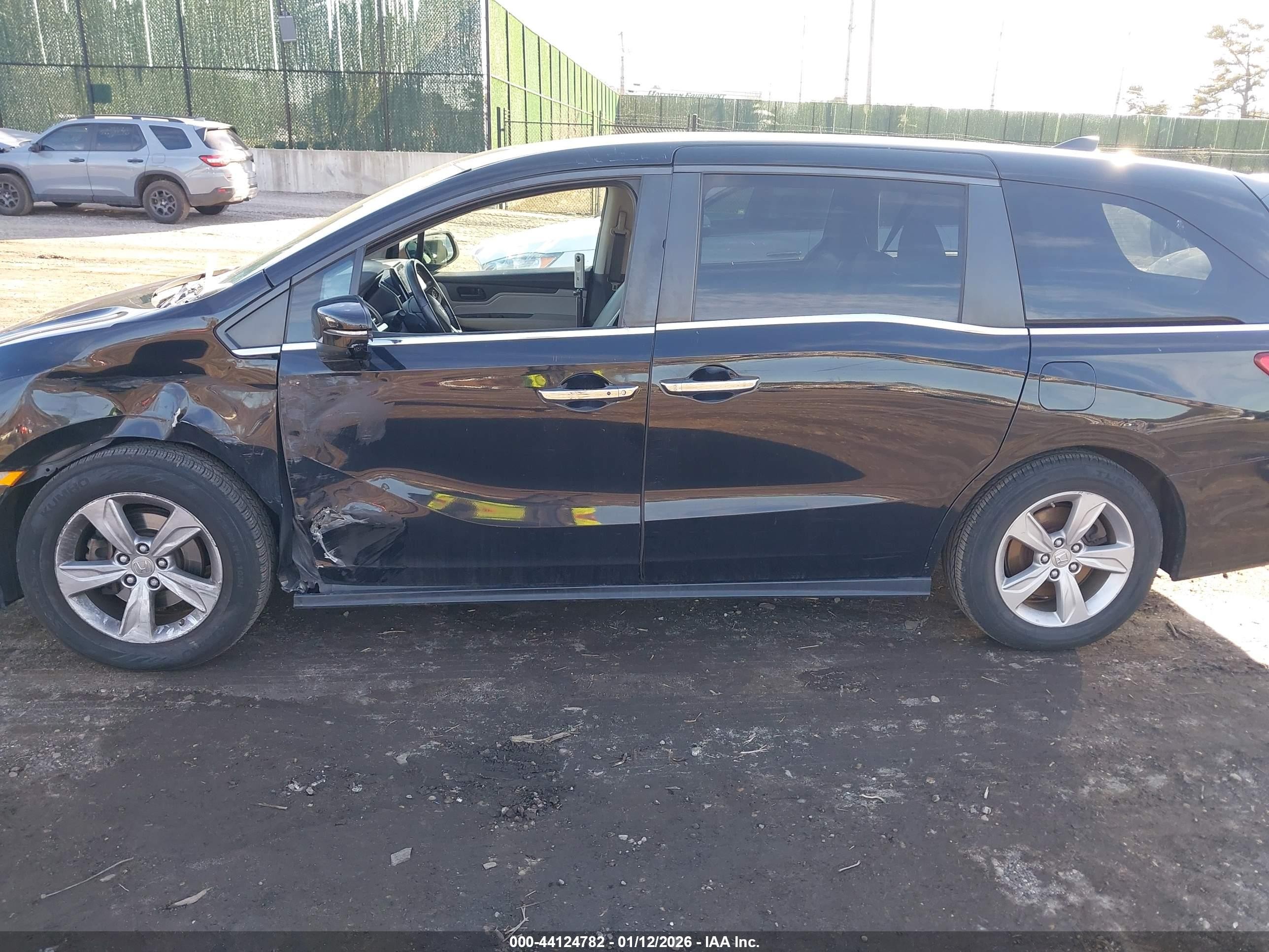 2020 Honda Odyssey Ex-l/ex-l W/navi   Res Black vin: 5FNRL6H72LB020050