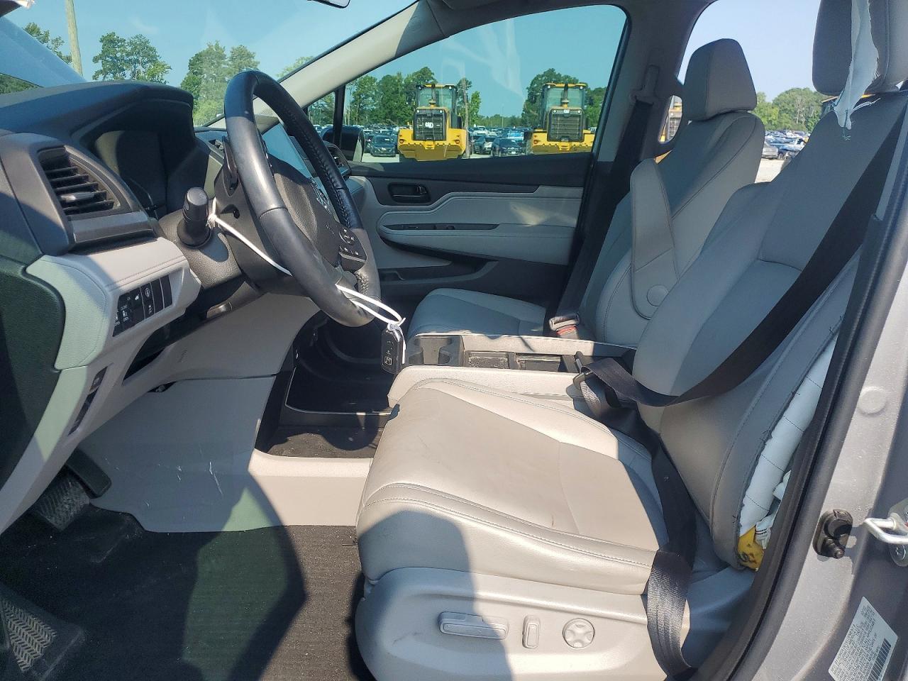 2022 Honda Odyssey Exl Silver vin: 5FNRL6H72NB055819