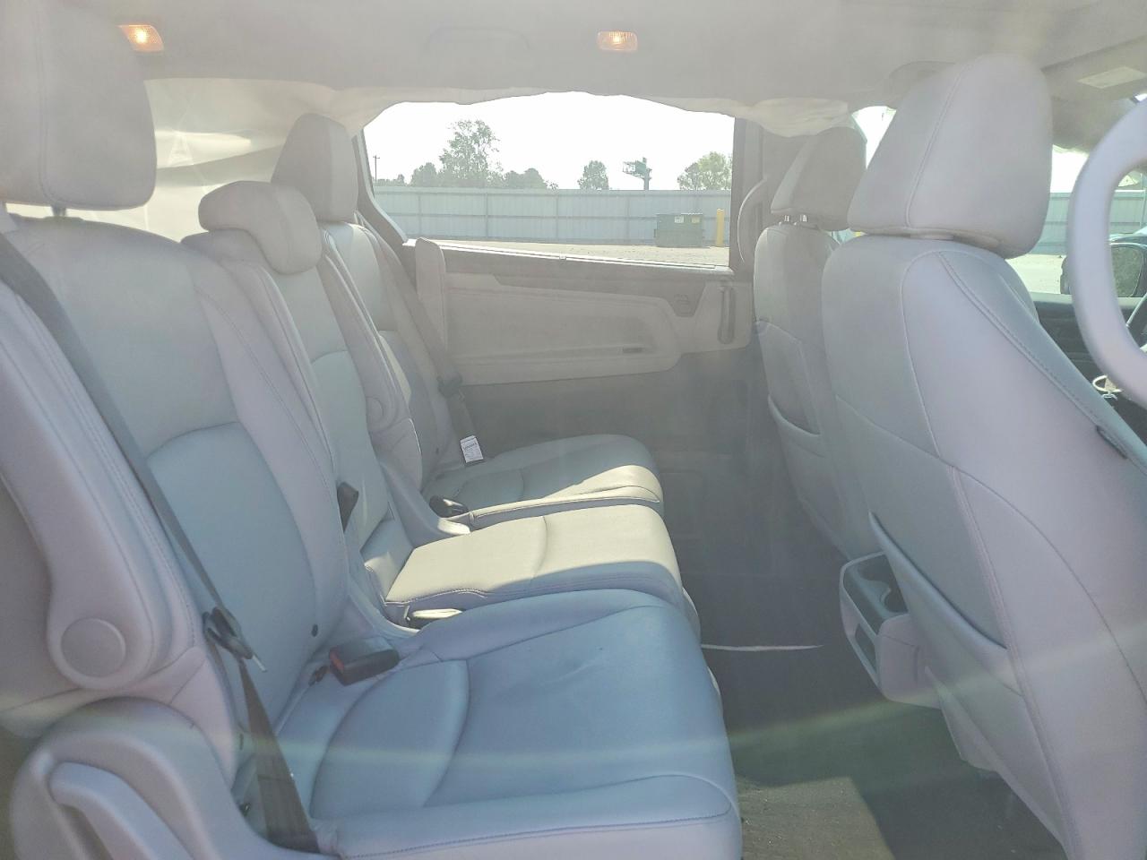2022 Honda Odyssey Exl Silver vin: 5FNRL6H72NB055819