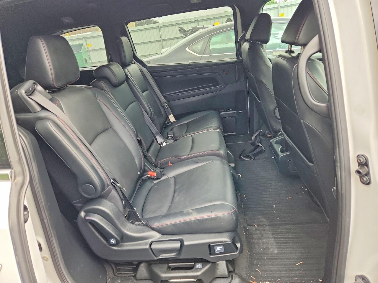 2023 Honda Odyssey Sport-l White vin: 5FNRL6H72PB013699