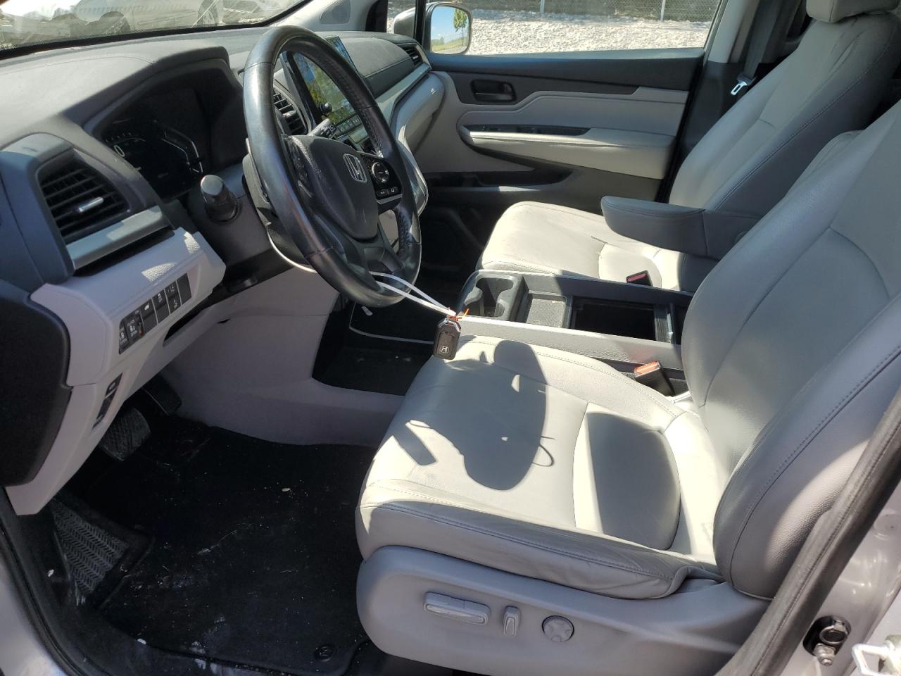 2018 Honda Odyssey Exl Gray vin: 5FNRL6H73JB075359