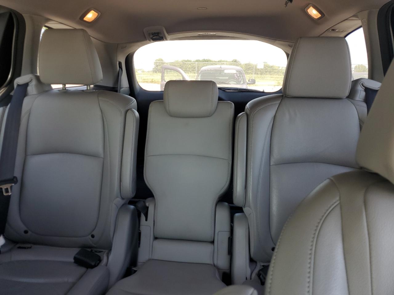 2018 Honda Odyssey Exl Gray vin: 5FNRL6H73JB075359