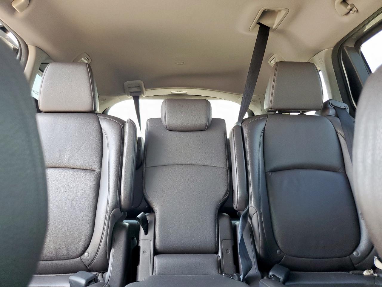 2018 Honda Odyssey Ex-l Silver vin: 5FNRL6H73JB108442