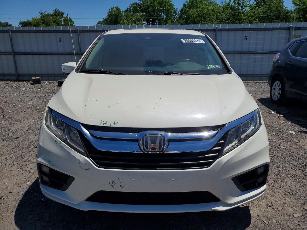 2019 Honda Odyssey Exl White vin: 5FNRL6H73KB091126
