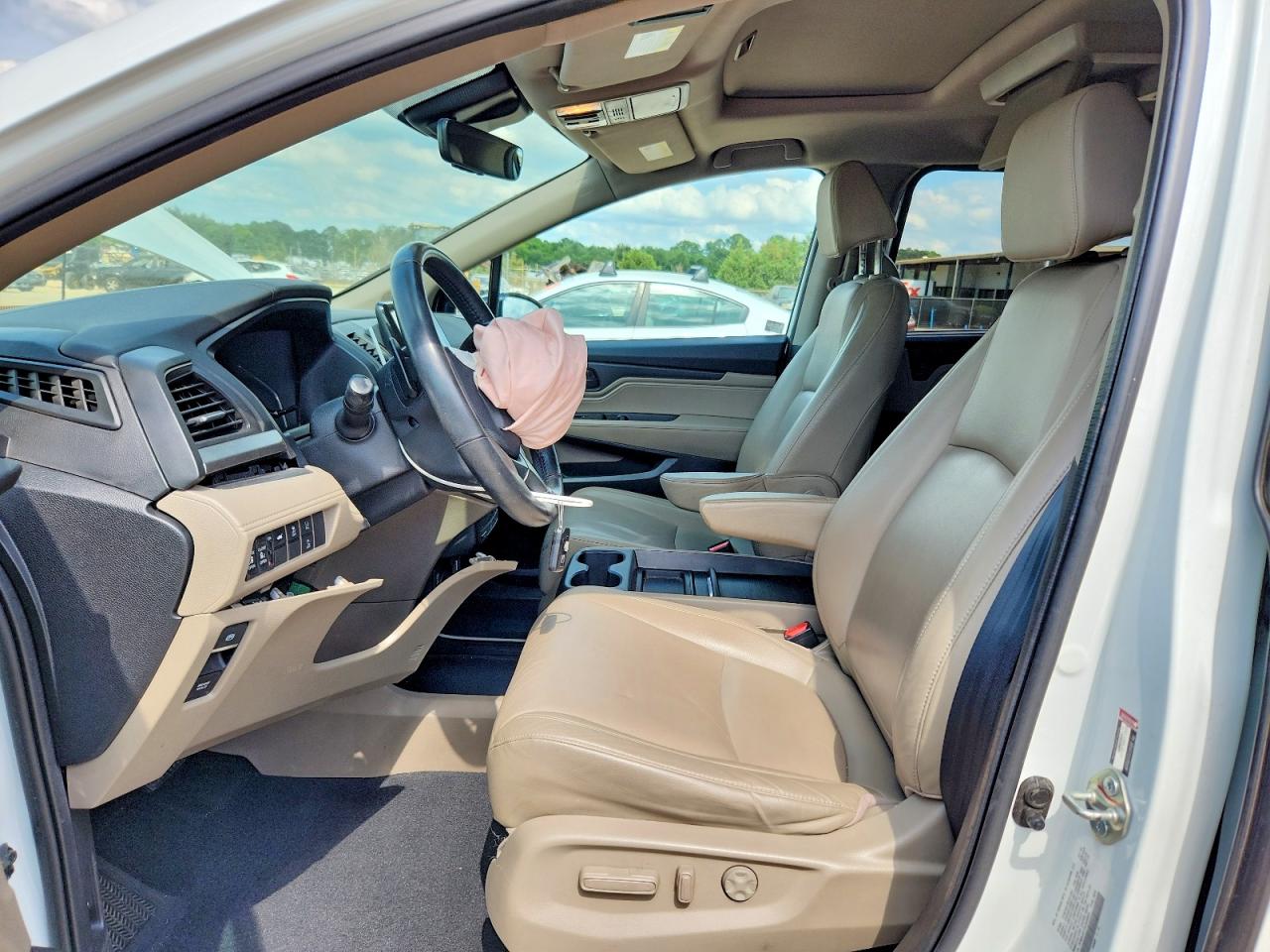 2020 Honda Odyssey Exl White vin: 5FNRL6H73LB038024