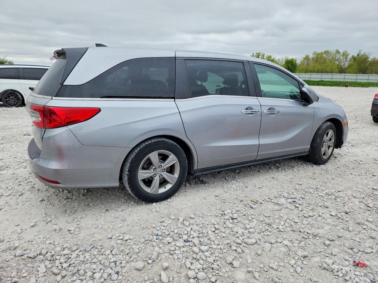 2020 Honda Odyssey Exl Silver vin: 5FNRL6H73LB053672