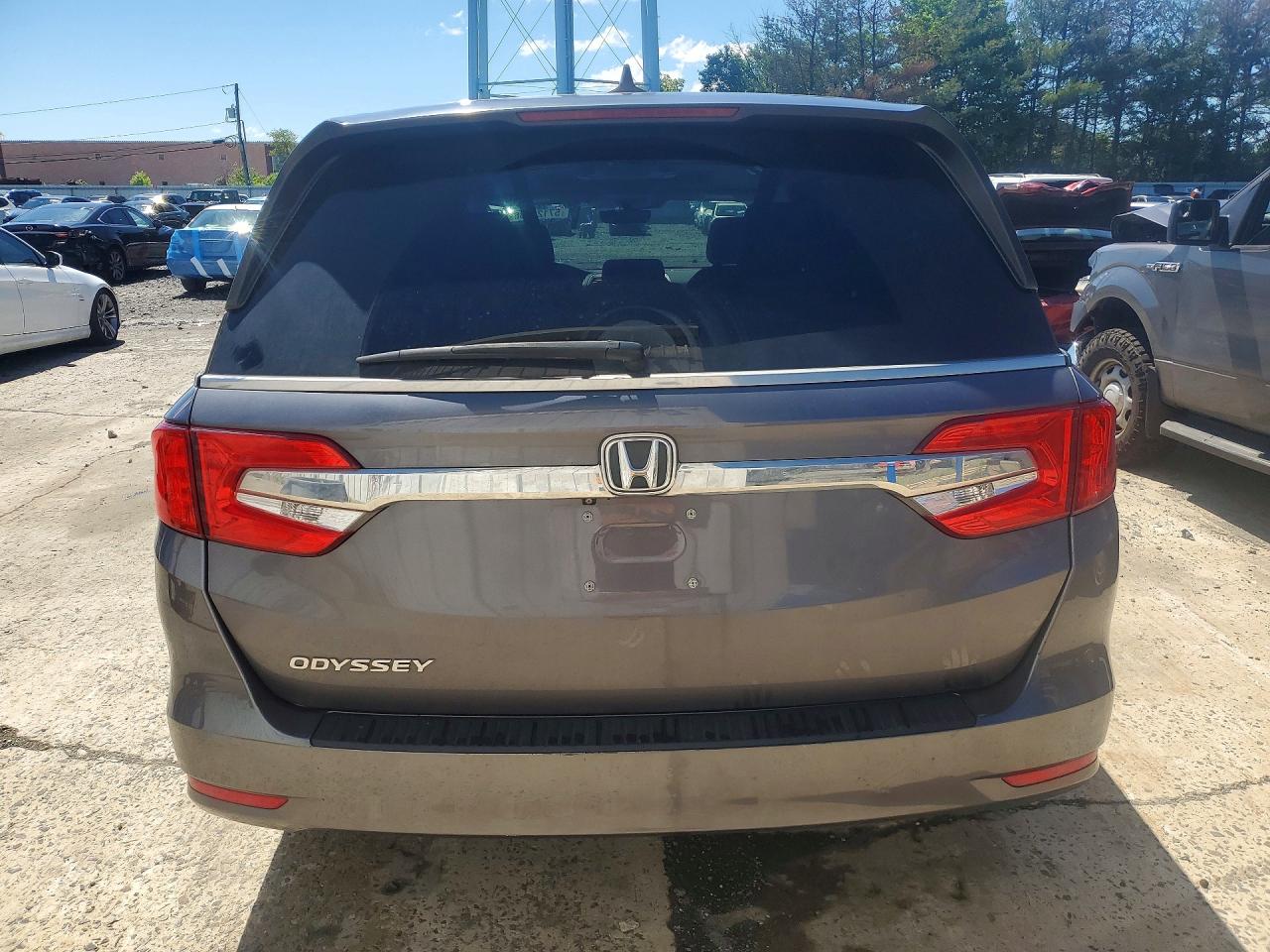 2020 Honda Odyssey Exl Silver vin: 5FNRL6H73LB072948