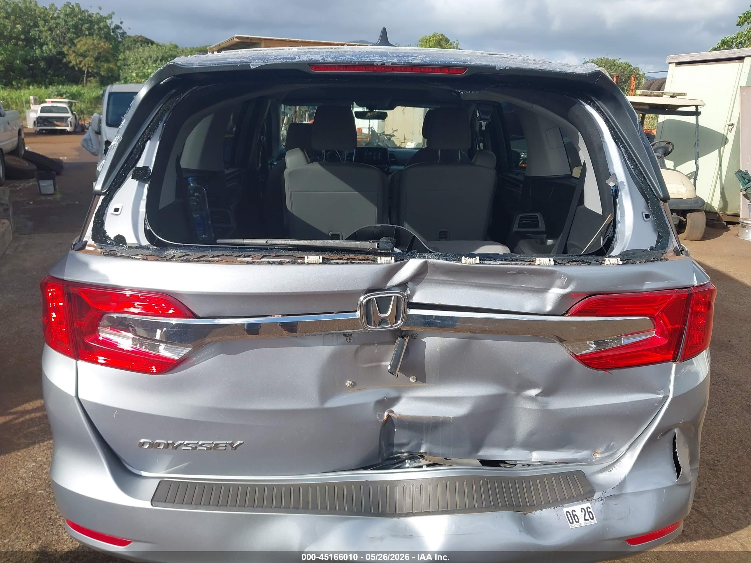 2018 Honda Odyssey Ex-l Silver vin: 5FNRL6H74JB071742