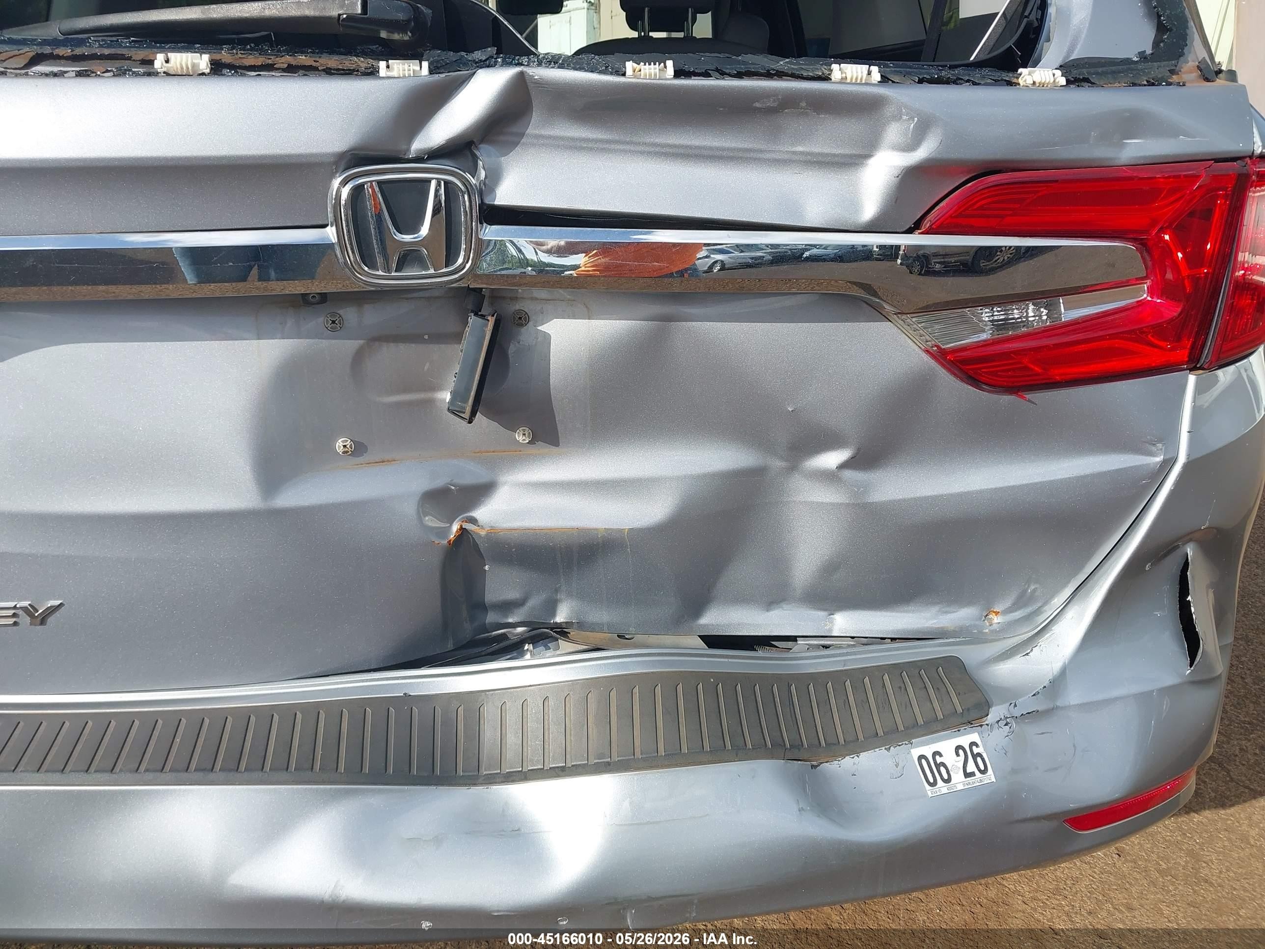2018 Honda Odyssey Ex-l Silver vin: 5FNRL6H74JB071742