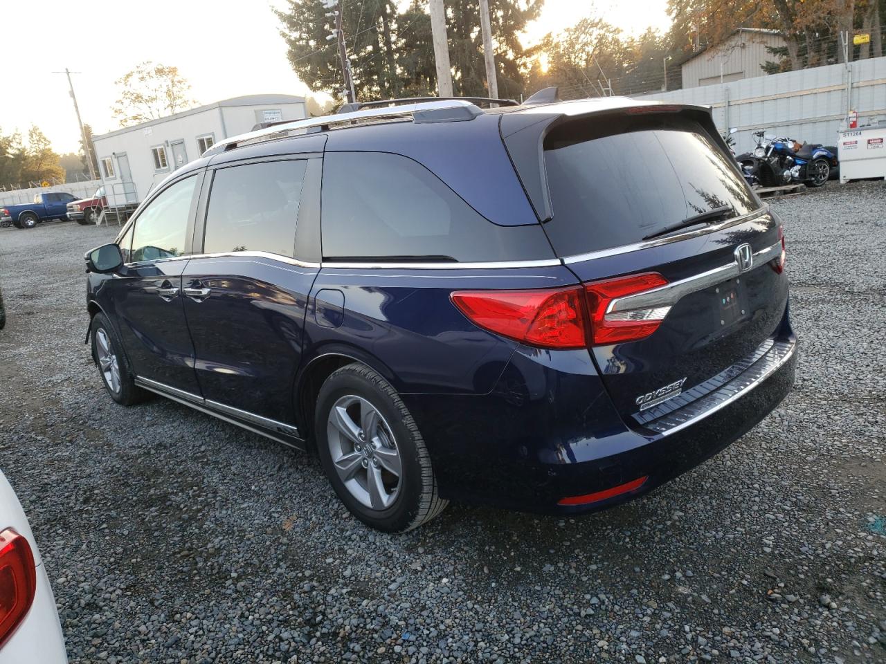 2020 Honda Odyssey Exl Blue vin: 5FNRL6H74LB023225