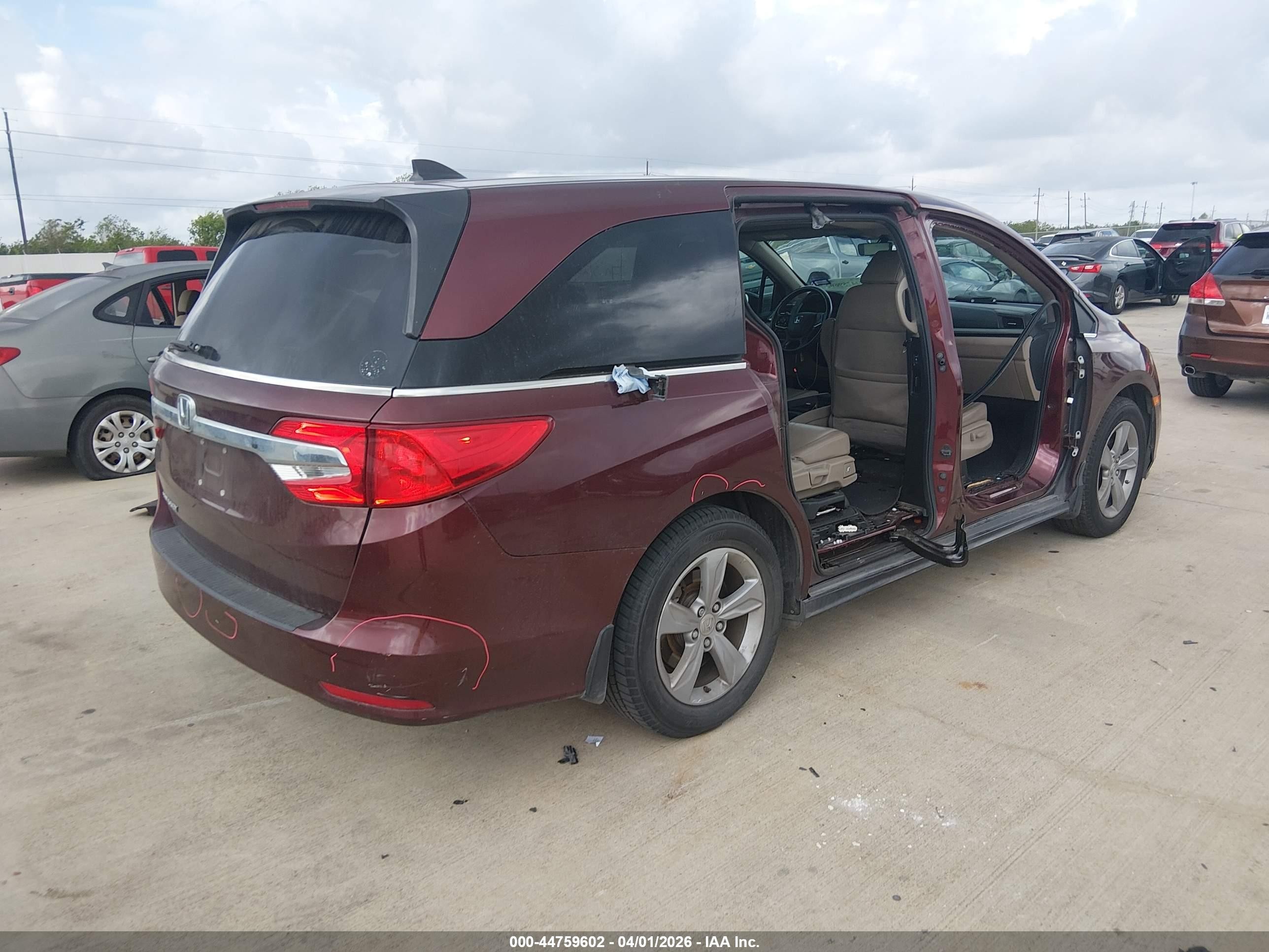 2018 Honda Odyssey Ex-l Maroon vin: 5FNRL6H75JB056067
