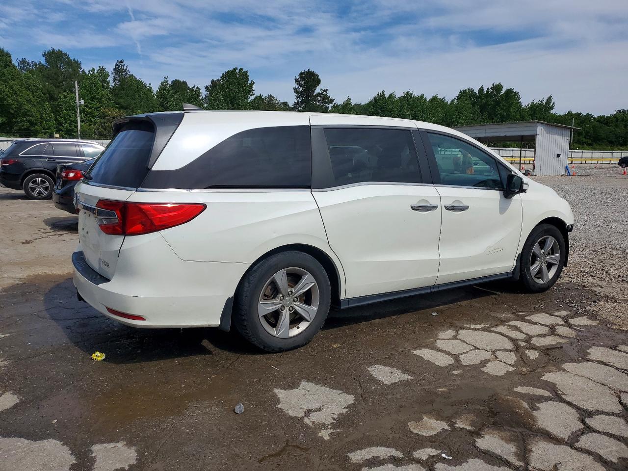 2019 Honda Odyssey Exl White vin: 5FNRL6H75KB102353