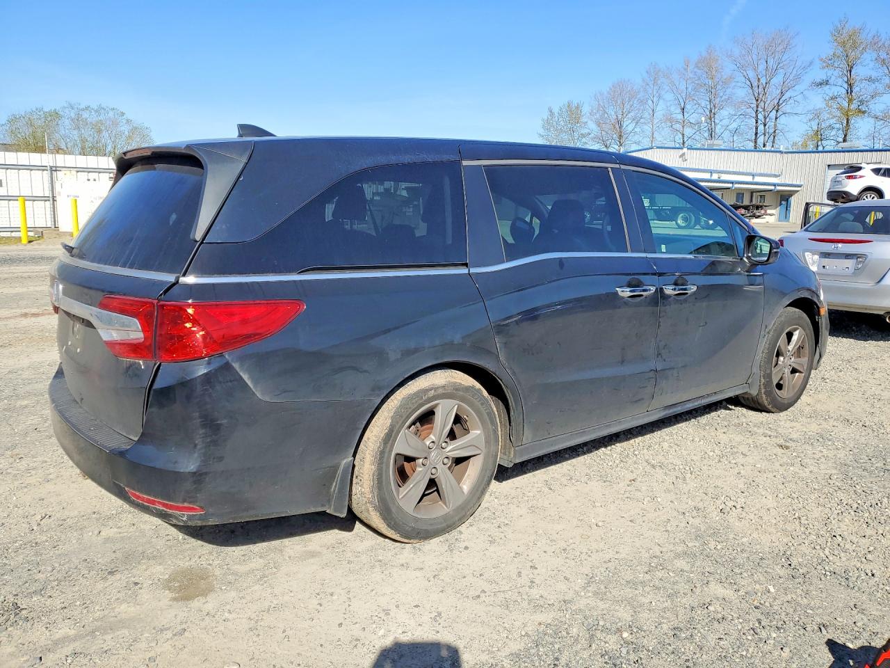 2018 Honda Odyssey Exl Черный vin: 5FNRL6H76JB012739