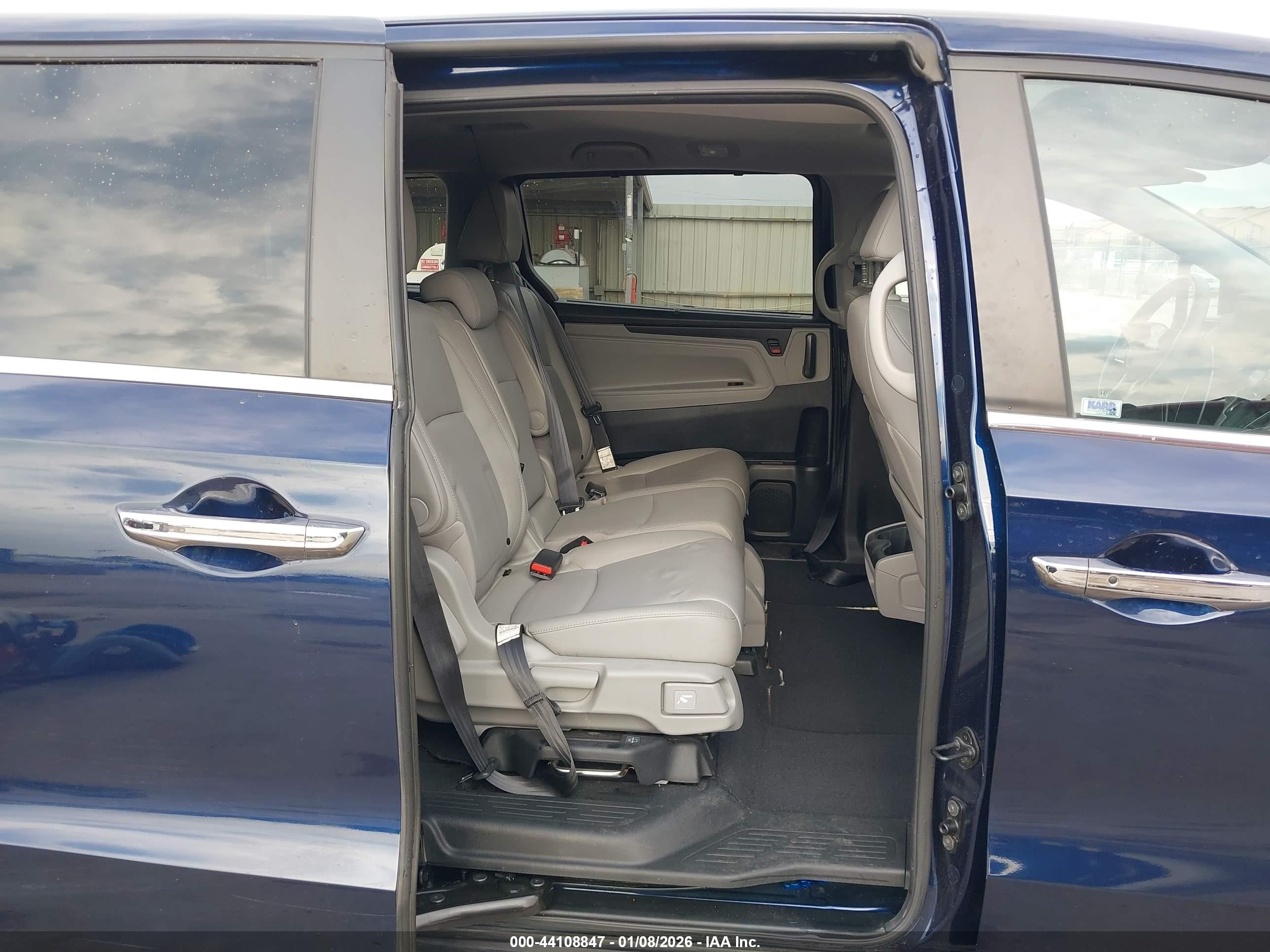 2020 Honda Odyssey Ex-l/ex-l W/navi   Res Blue vin: 5FNRL6H76LB044268