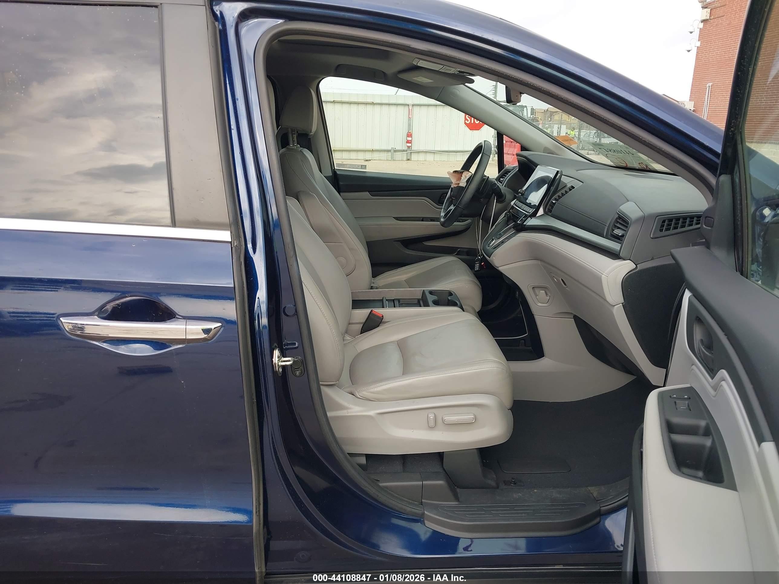 2020 Honda Odyssey Ex-l/ex-l W/navi   Res Blue vin: 5FNRL6H76LB044268