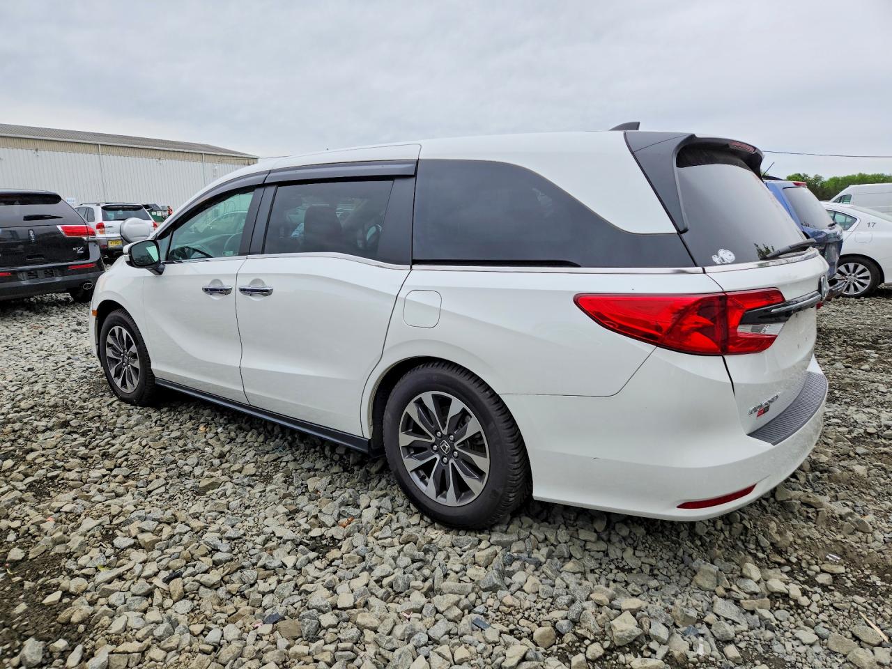 2022 Honda Odyssey Exl White vin: 5FNRL6H76NB002136