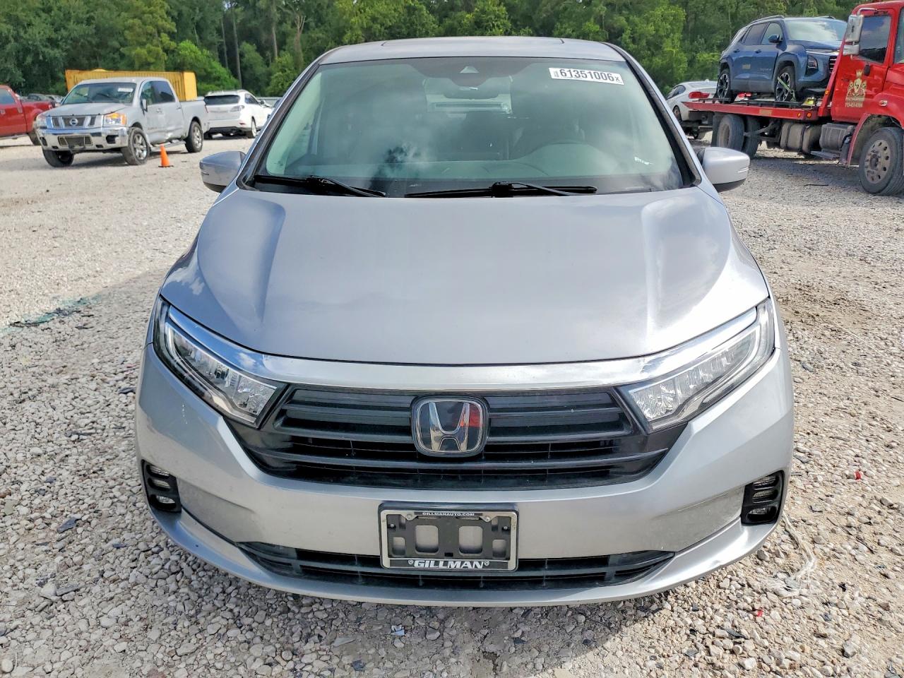 2022 Honda Odyssey Exl Silver vin: 5FNRL6H76NB013184