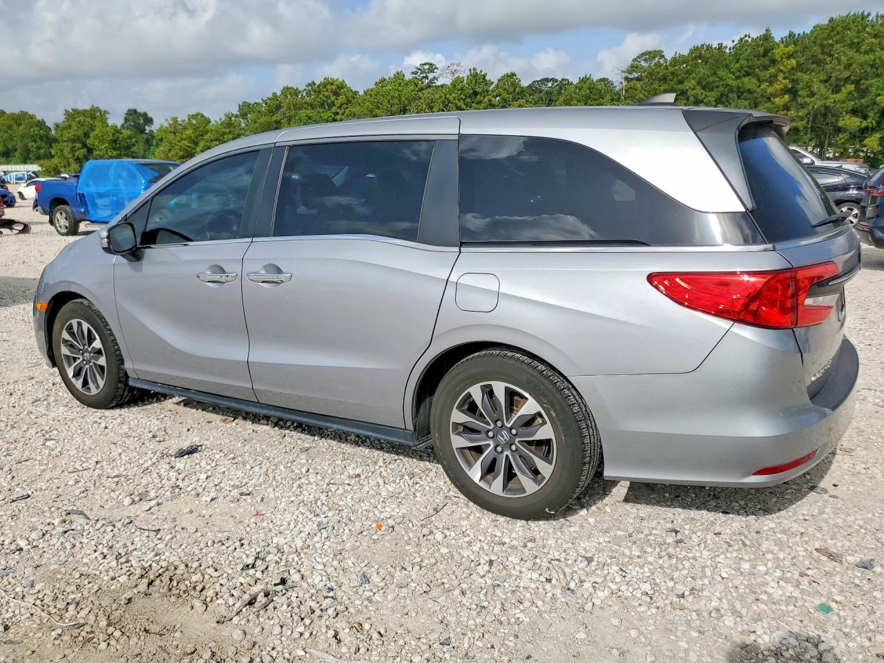 2022 Honda Odyssey Exl Silver vin: 5FNRL6H76NB013184
