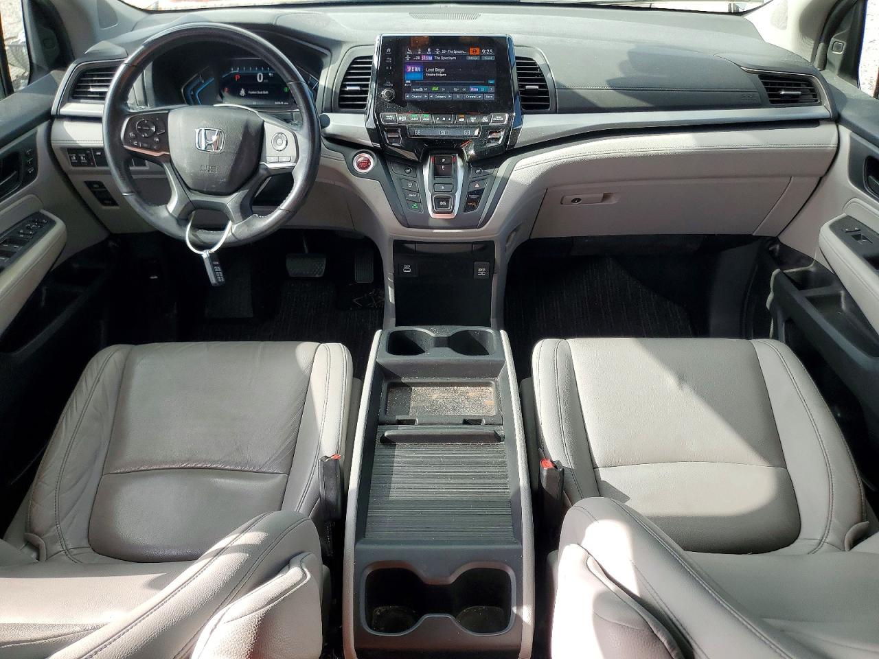 2022 Honda Odyssey Exl Silver vin: 5FNRL6H76NB013184