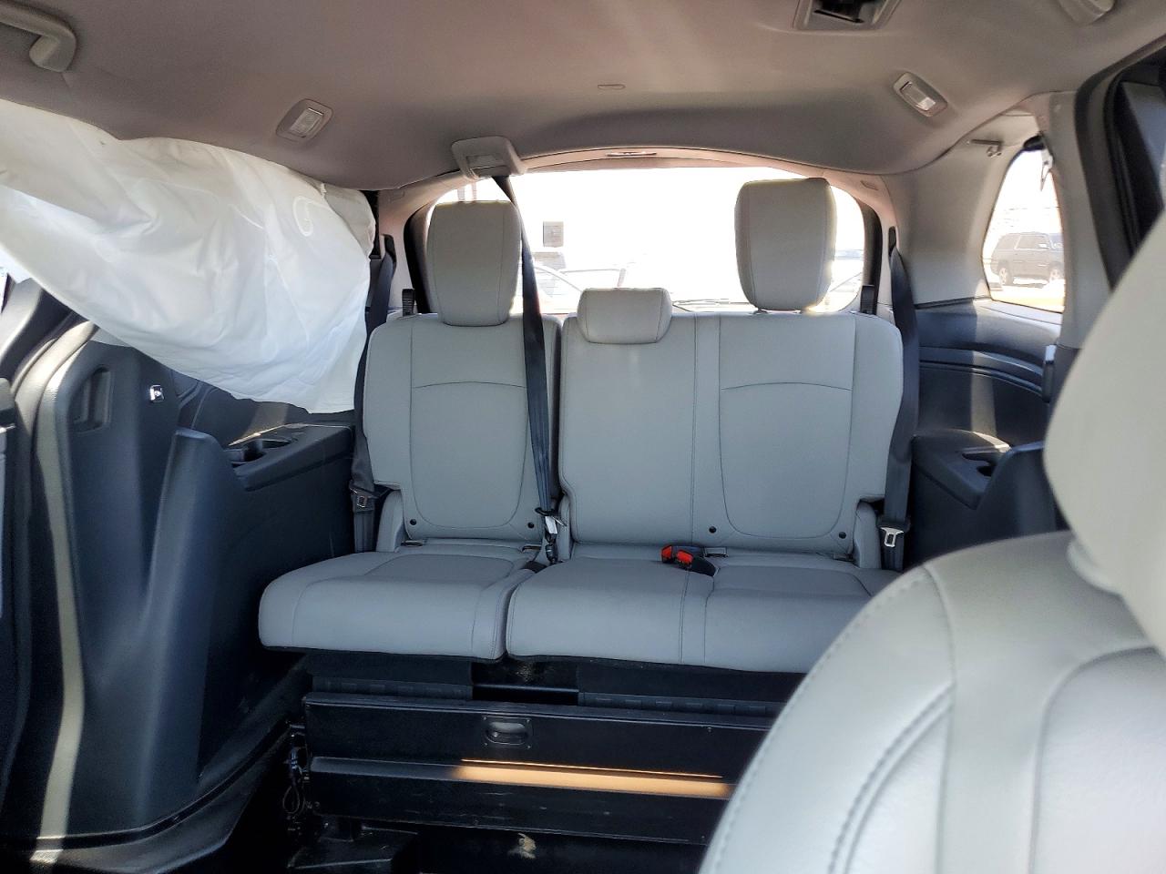 2022 Honda Odyssey Exl Gray vin: 5FNRL6H76NB062420