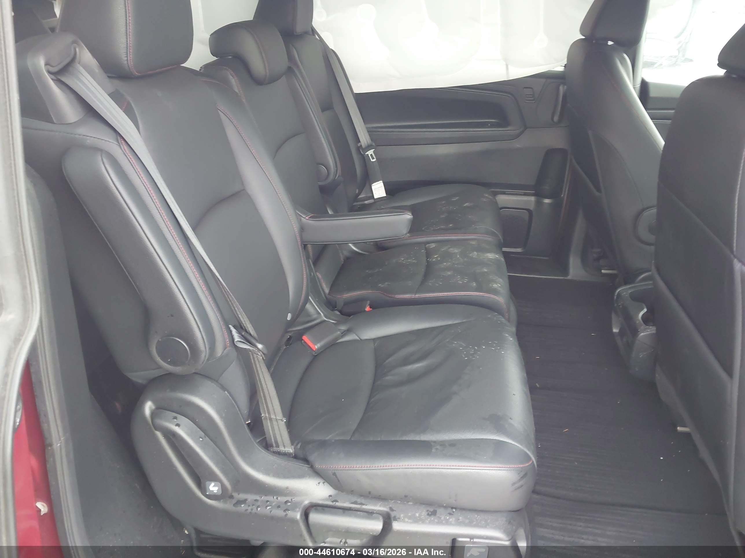 2024 Honda Odyssey Sport Красный vin: 5FNRL6H76RB008329