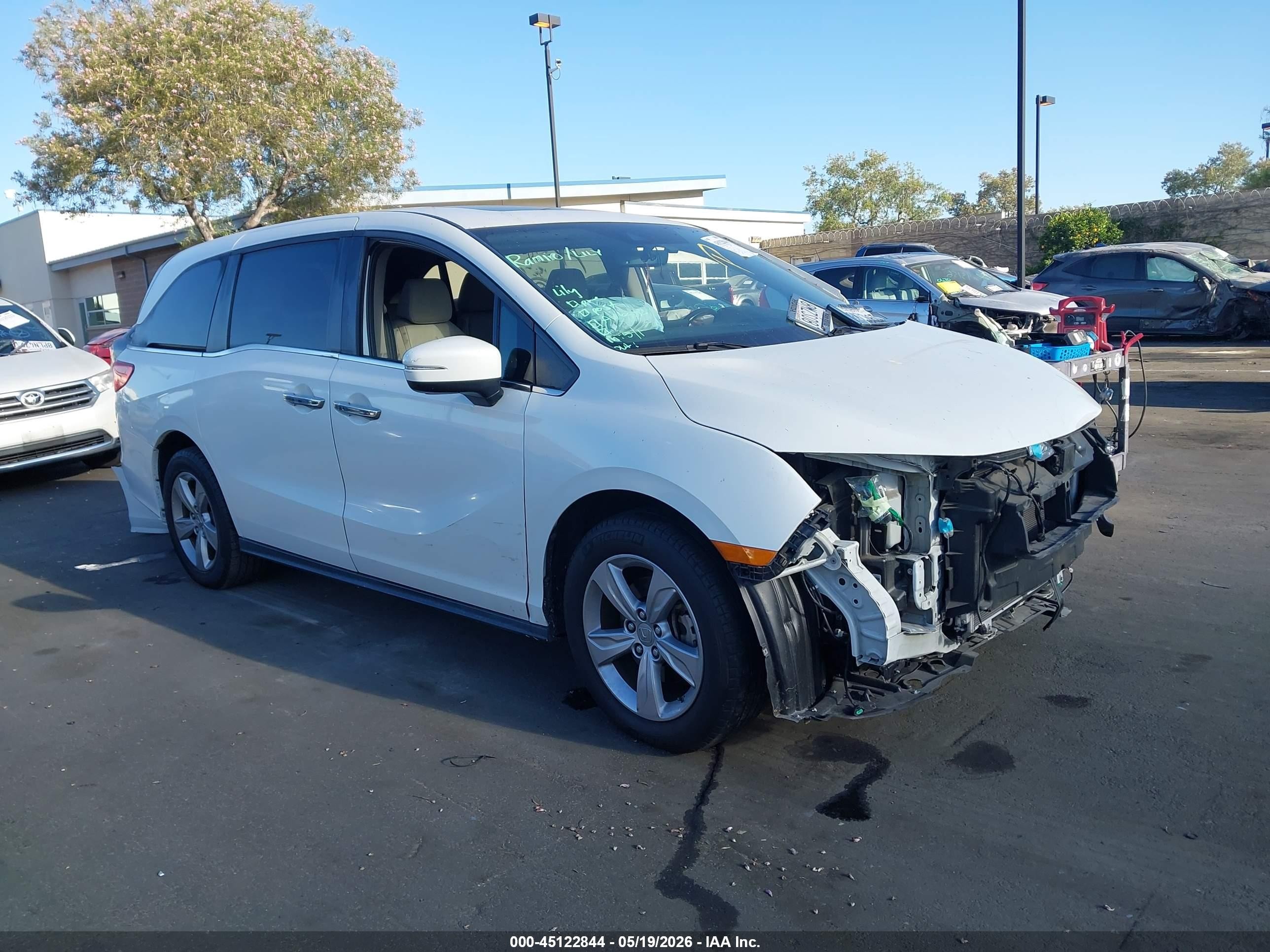 2020 Honda Odyssey Ex-l/ex-l W/navi   Res White vin: 5FNRL6H77LB009531