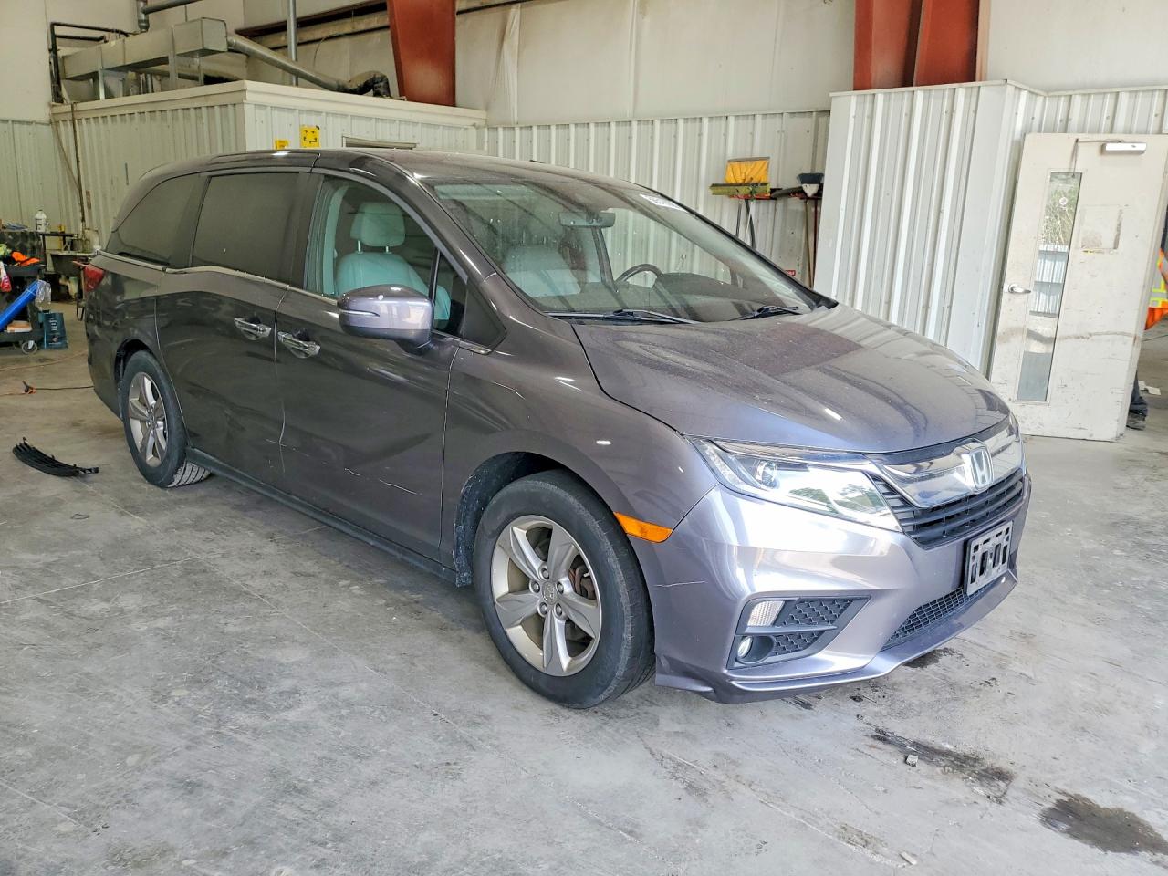 2018 Honda Odyssey Exl Gray vin: 5FNRL6H78JB102071