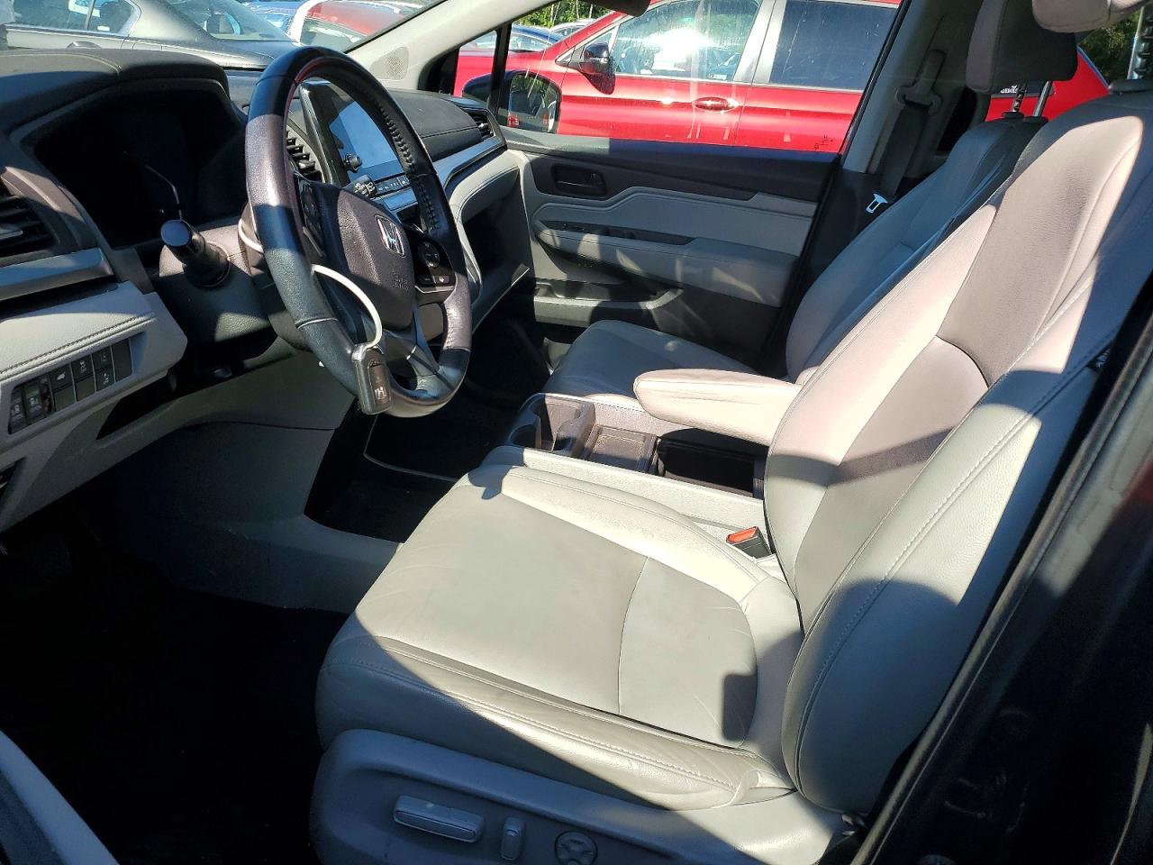 2018 Honda Odyssey Exl Gray vin: 5FNRL6H78JB102071