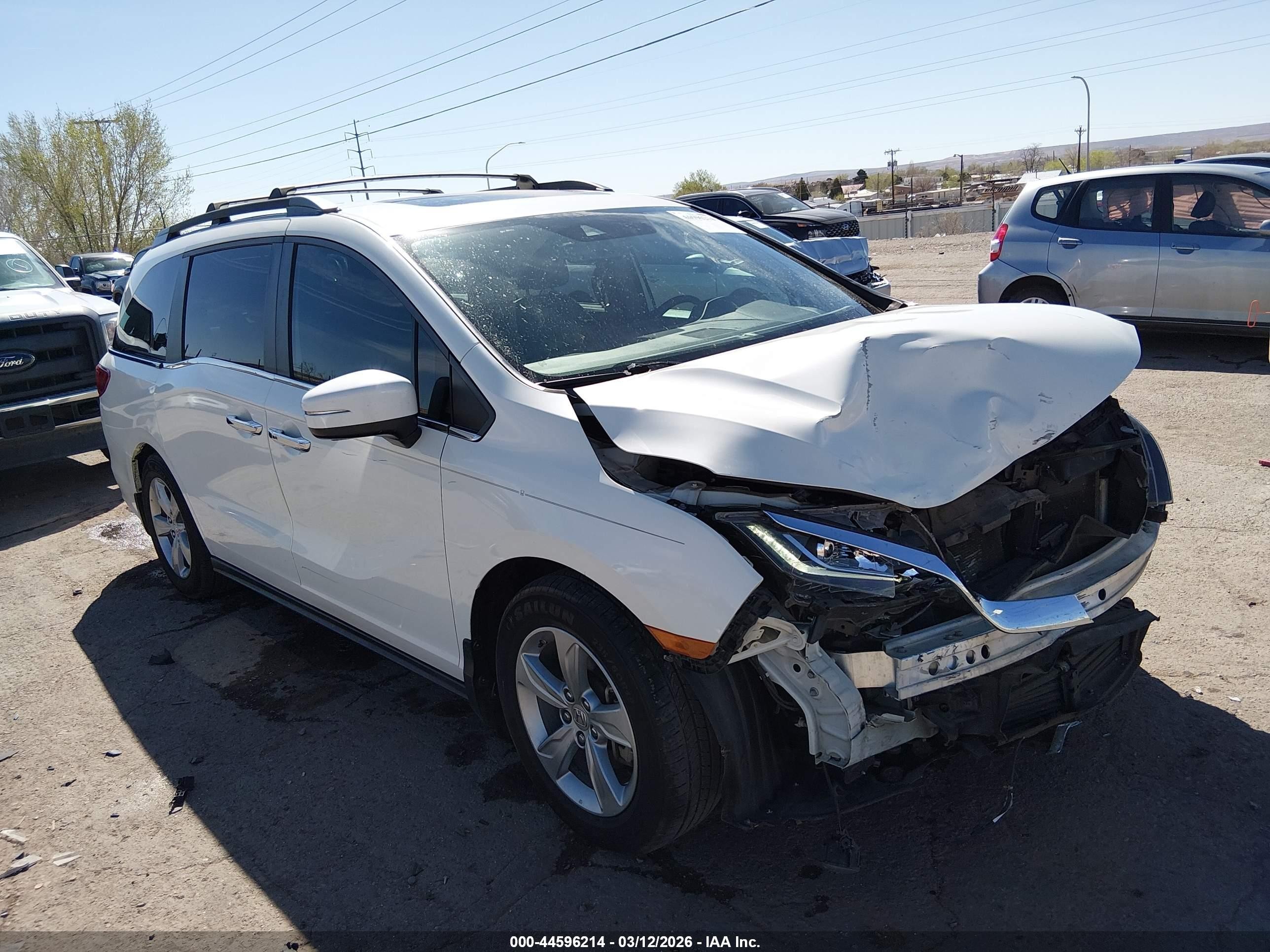 2018 Honda Odyssey Ex-l Белый vin: 5FNRL6H79JB034248