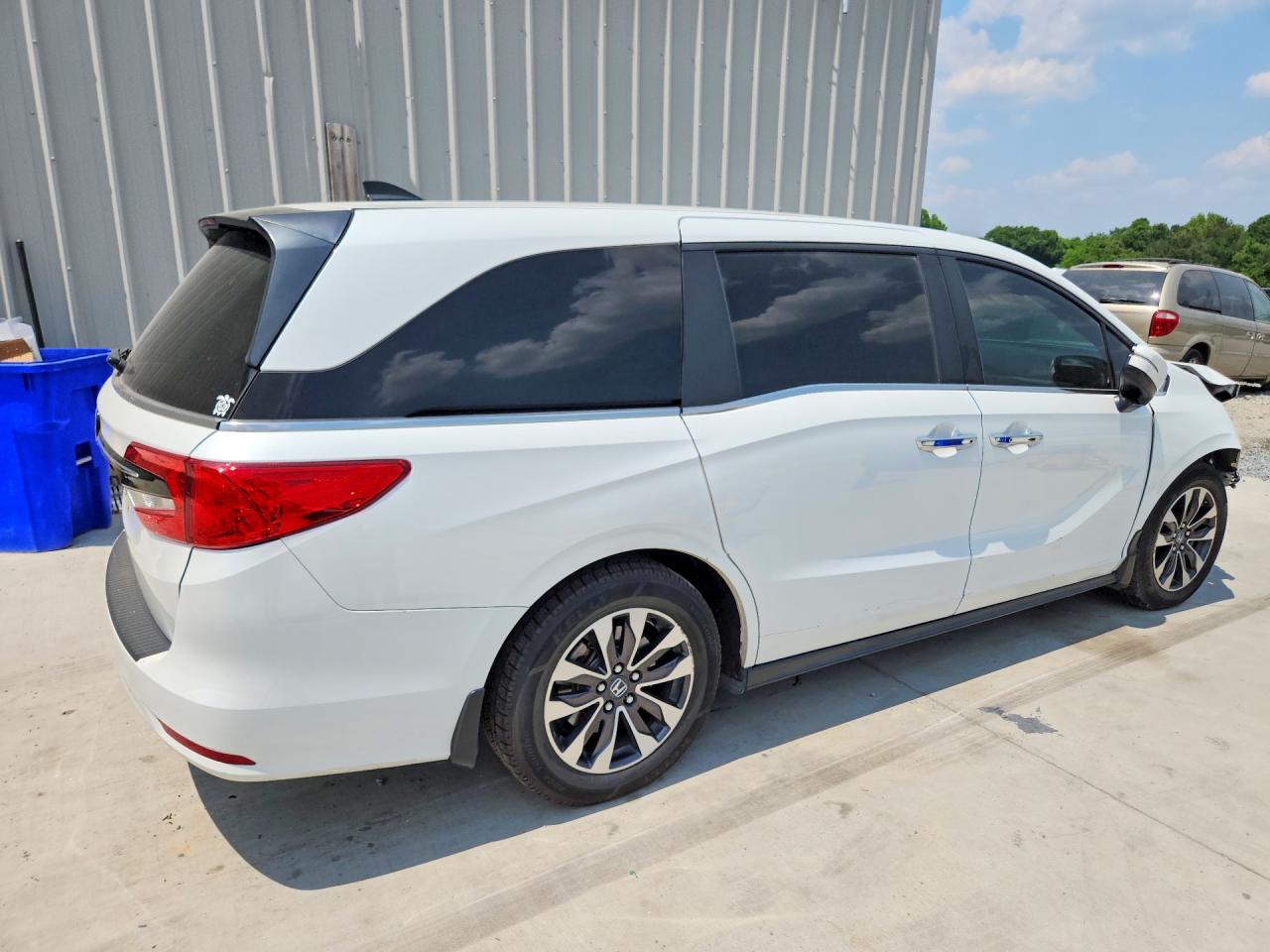2022 Honda Odyssey Exl White vin: 5FNRL6H7XNB045121