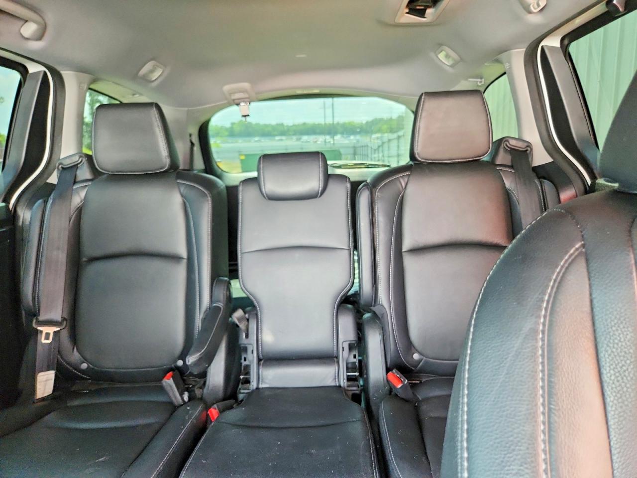 2022 Honda Odyssey Exl White vin: 5FNRL6H7XNB045121
