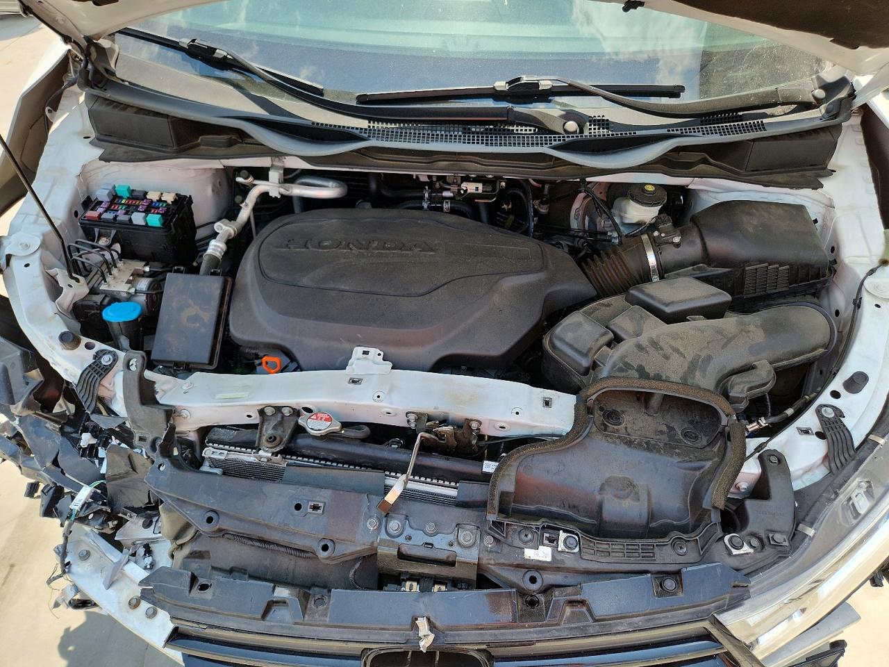 2022 Honda Odyssey Exl White vin: 5FNRL6H7XNB045121