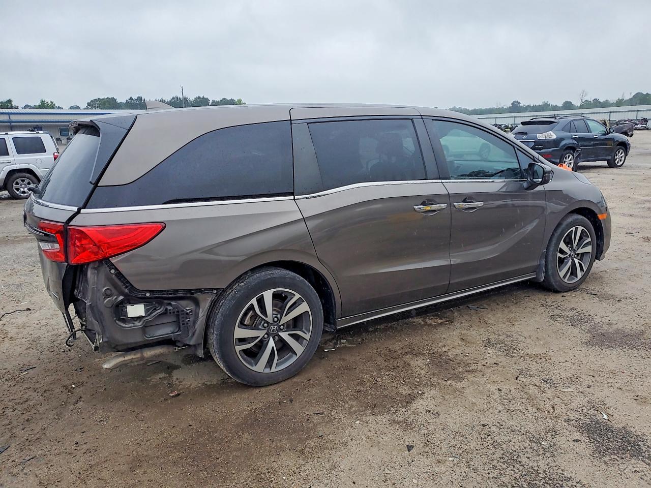 2022 Honda Odyssey Touring Gray vin: 5FNRL6H80NB042088