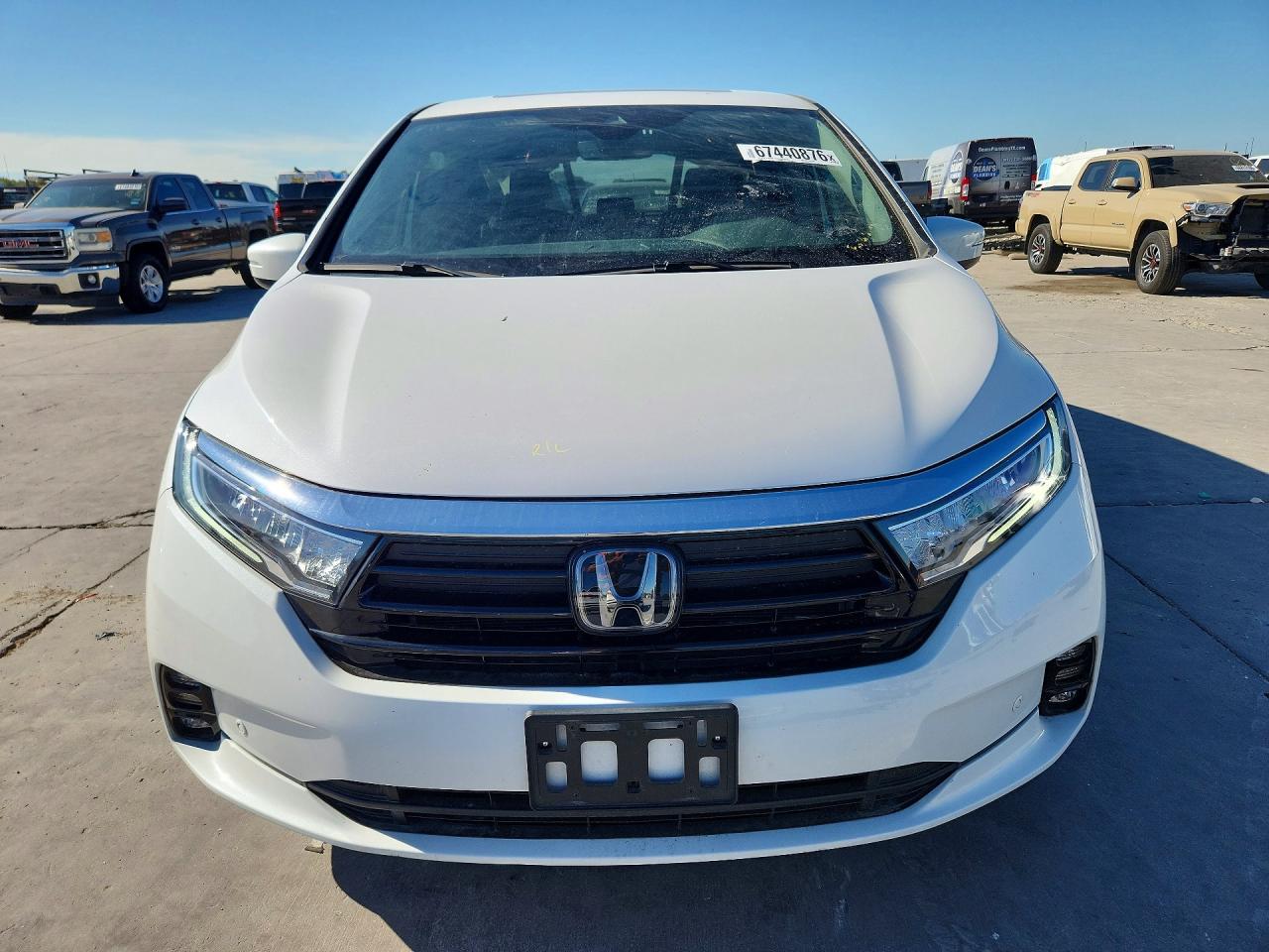 2024 Honda Odyssey Touring White vin: 5FNRL6H80RB035129