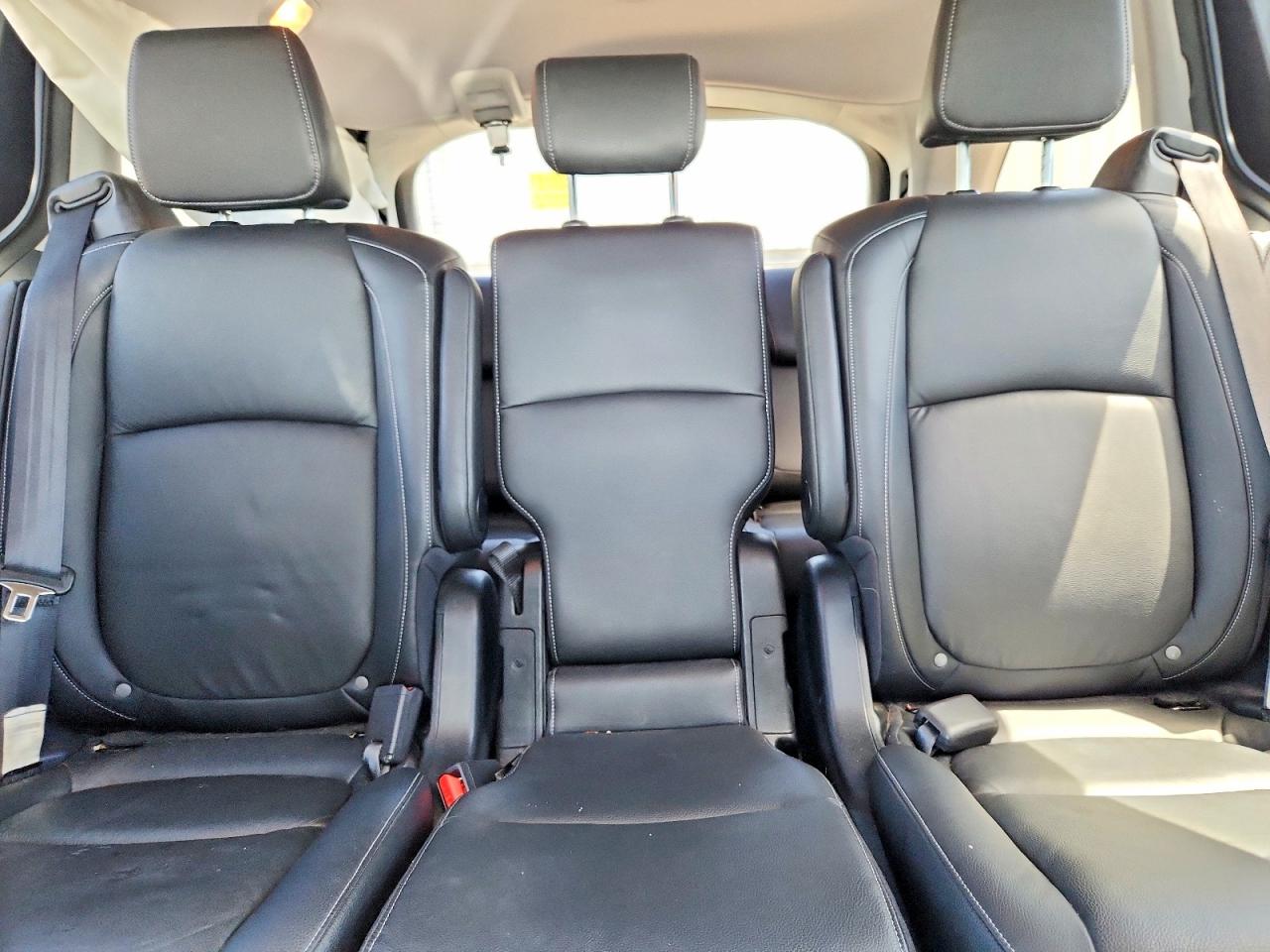 2024 Honda Odyssey Touring Gray vin: 5FNRL6H81RB058550