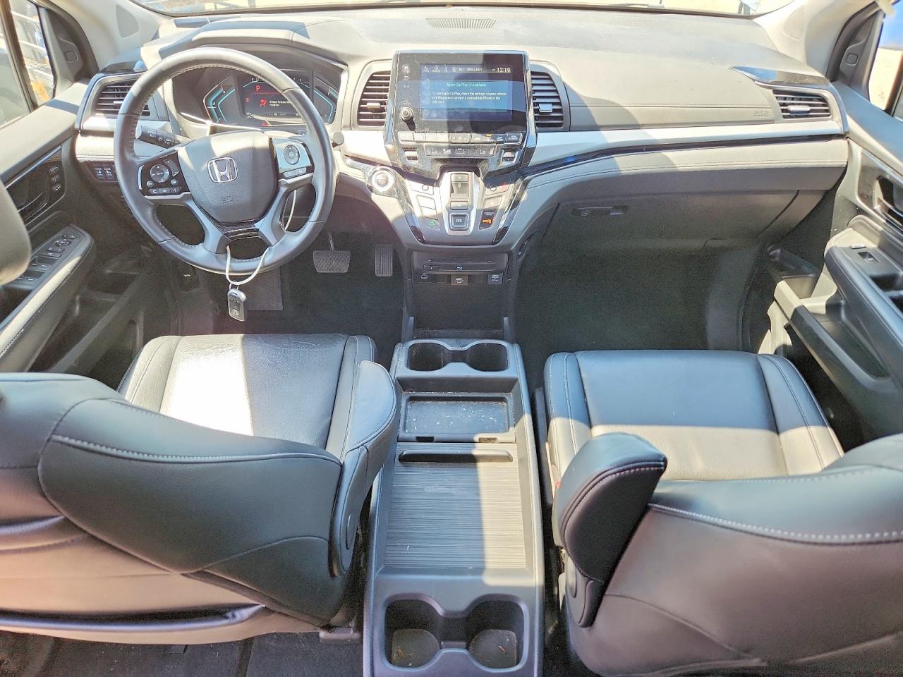 2024 Honda Odyssey Touring Gray vin: 5FNRL6H81RB058550