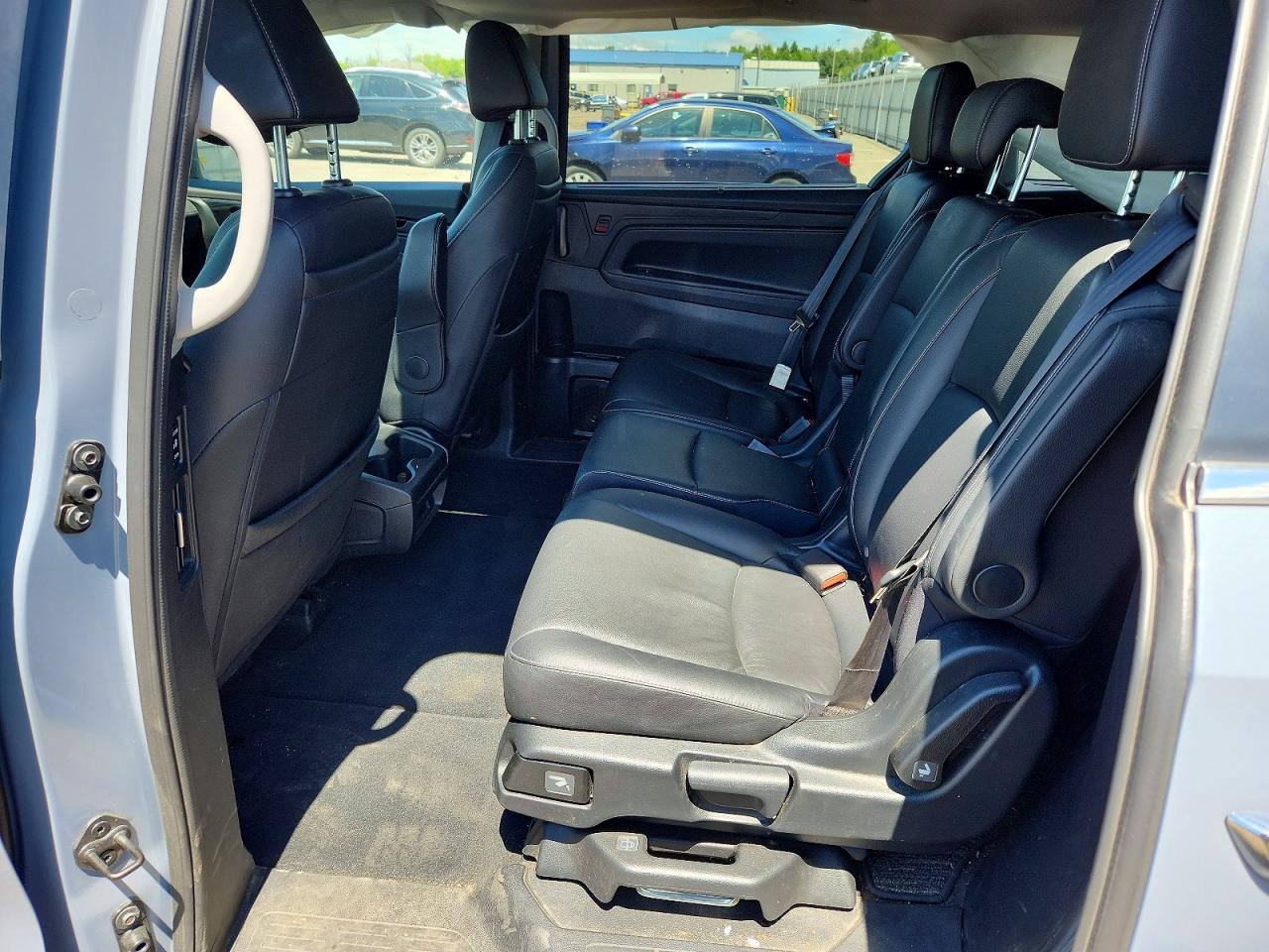 2024 Honda Odyssey Touring Gray vin: 5FNRL6H81RB058550