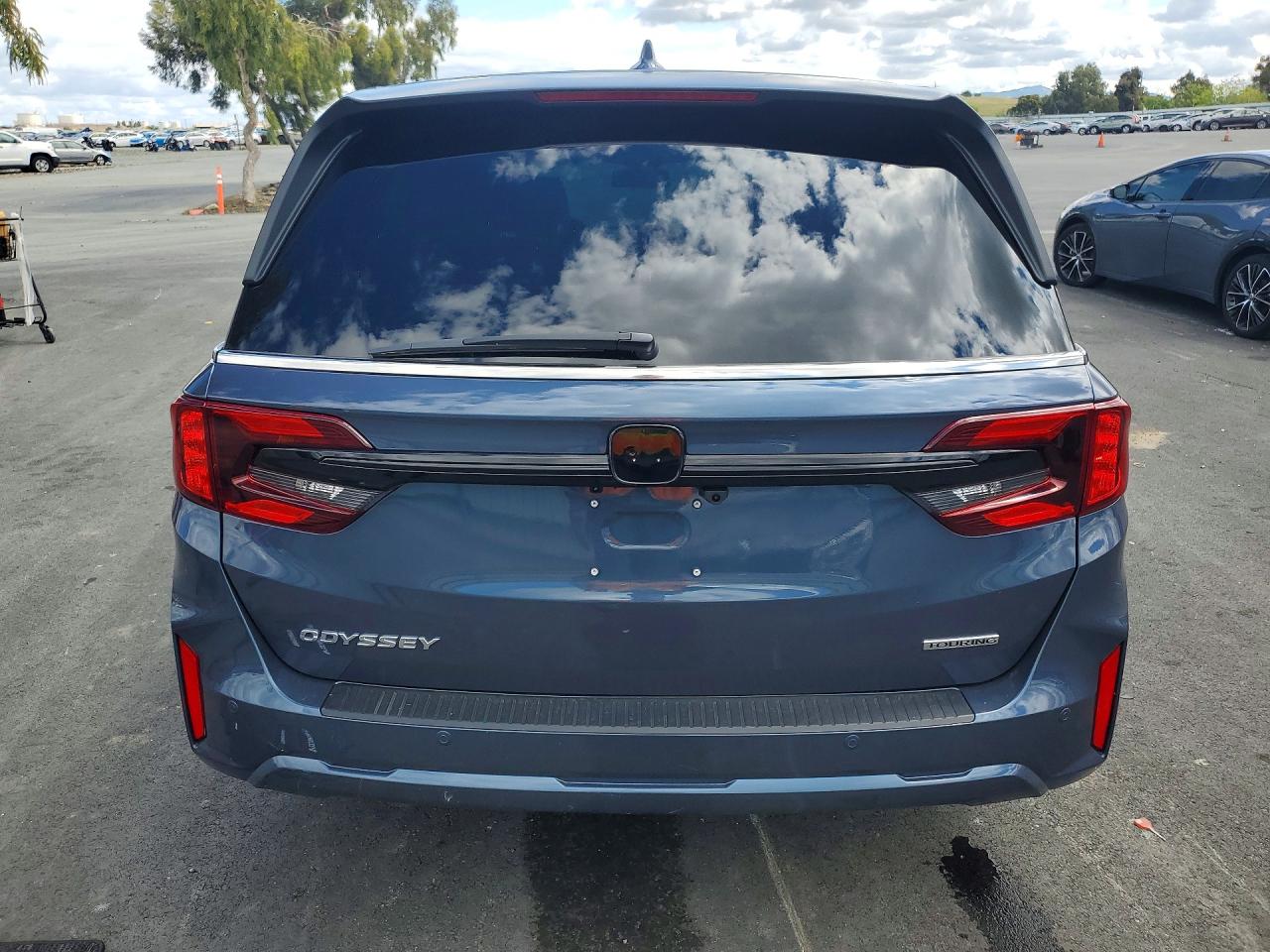 2026 Honda Odyssey Touring Синий vin: 5FNRL6H81TB033817
